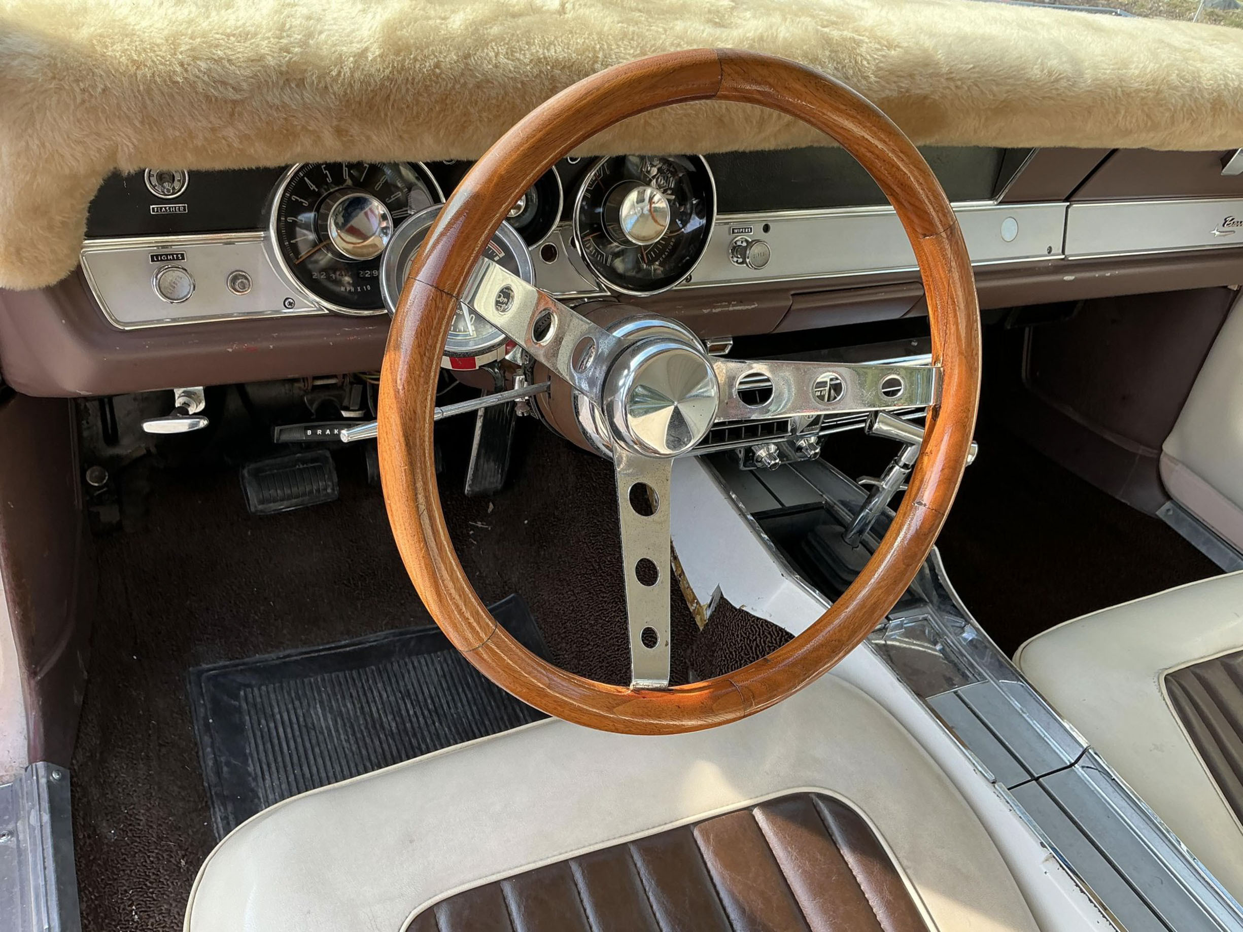 Цей колишній масл-кар кінозірки схожий на мустанг Bullitt з трейлерного парку