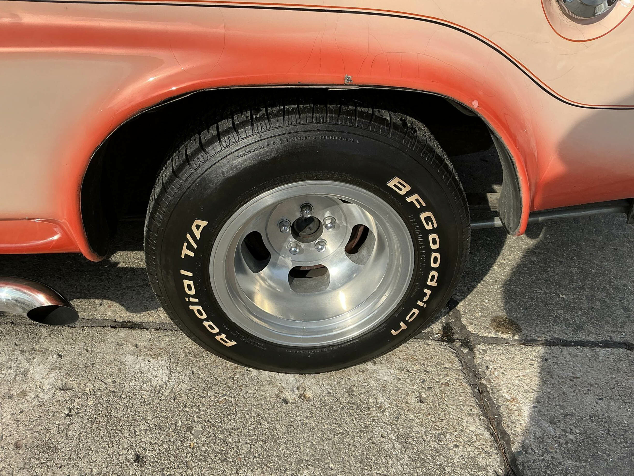 Цей колишній масл-кар кінозірки схожий на мустанг Bullitt з трейлерного парку