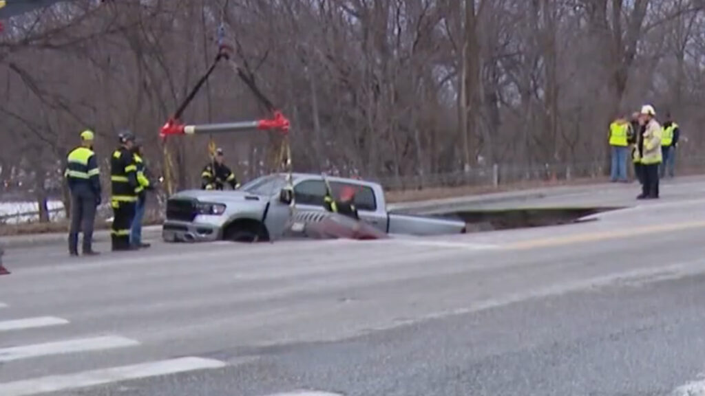  Omaha Street Suddenly Collapses, Swallows Cars In Seconds