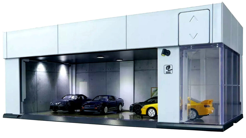 Finally, A Skyline GT-R Garage That Costs Way Less Than You Think