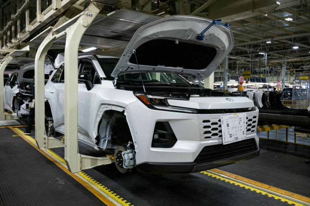 Завод Toyota в Канаді