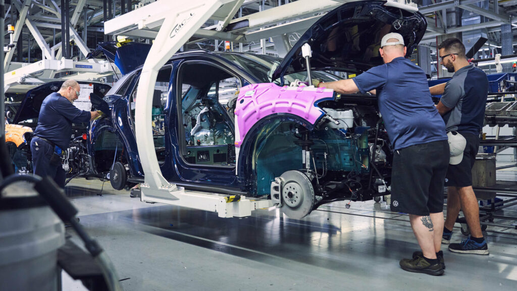  VW And UAW Reach Tentative Agreement, Workers Stand To Win Big Time