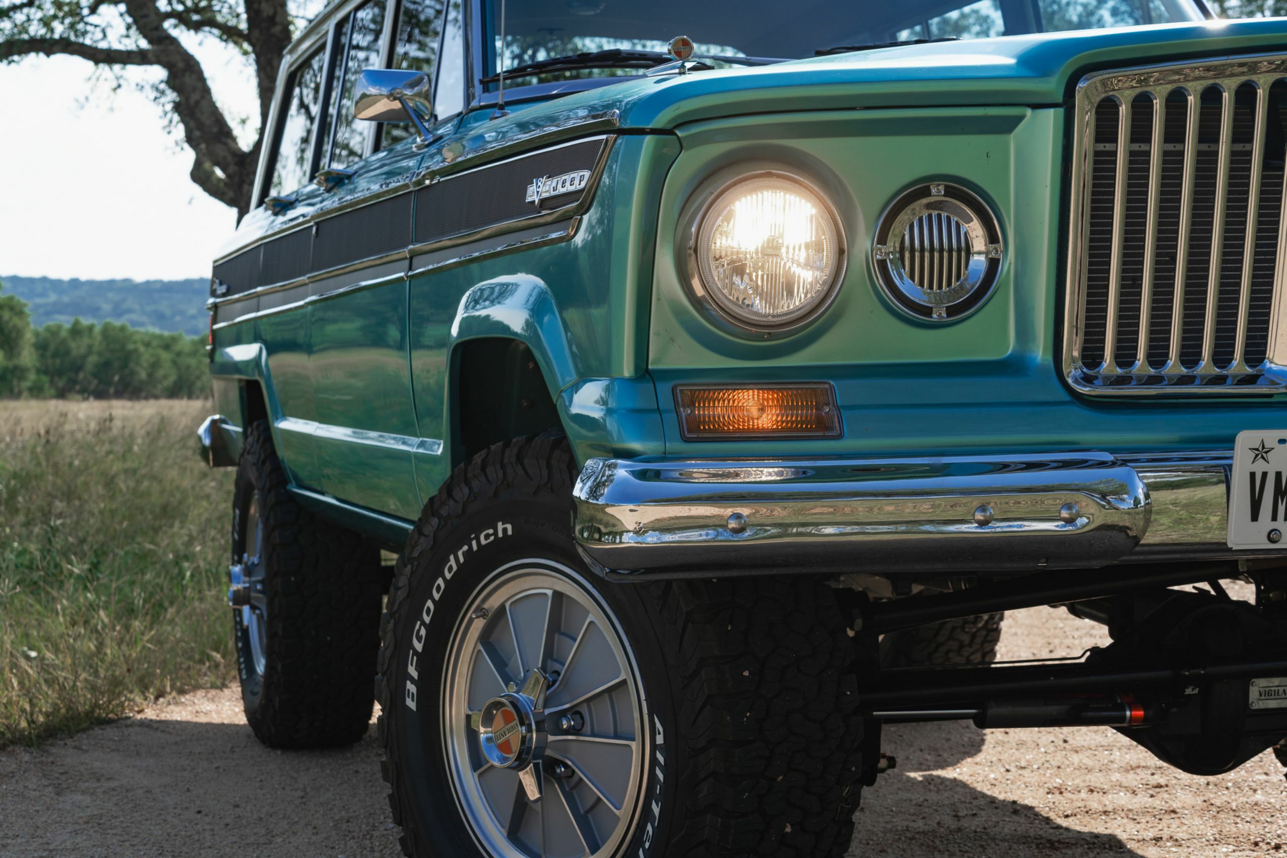 Vigilante Jeep Super Wagoneer - 53