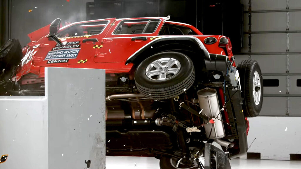  Jeep Wrangler Finally Stops Flipping In A Test That Haunted It For Years