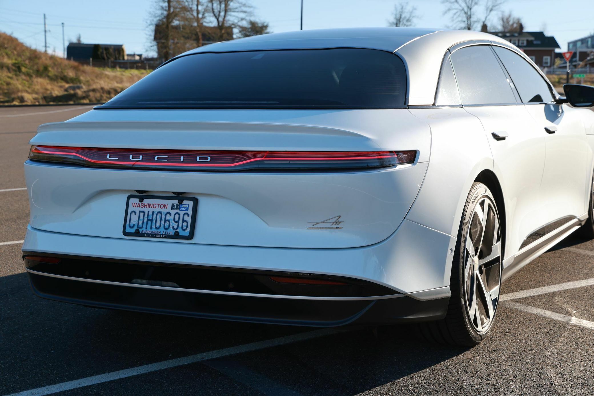 2022 Lucid Air Dream Edition Performance Auction - 11