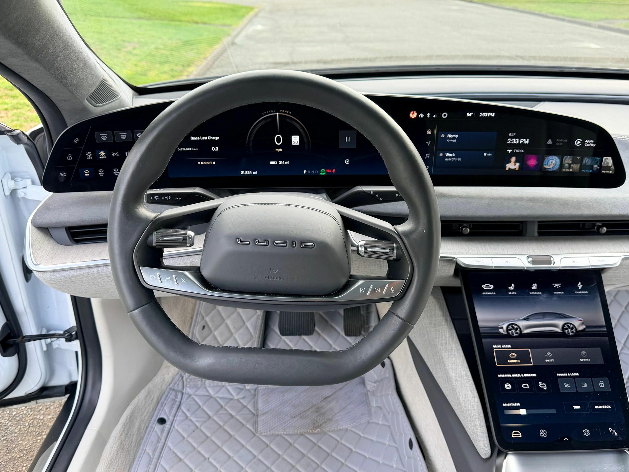 2022 Lucid Air Dream Edition Performance Auction - 23
