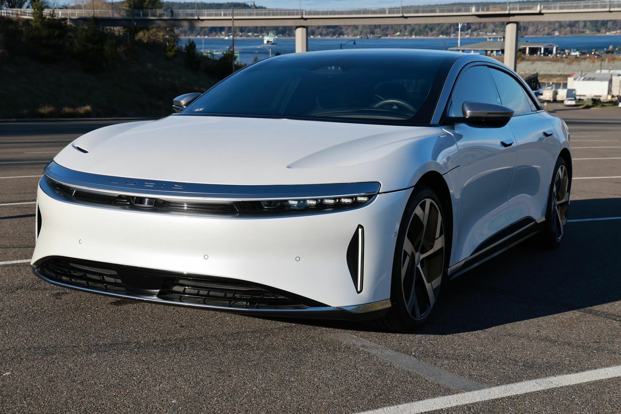 2022 Lucid Air Dream Edition Performance Auction - 7