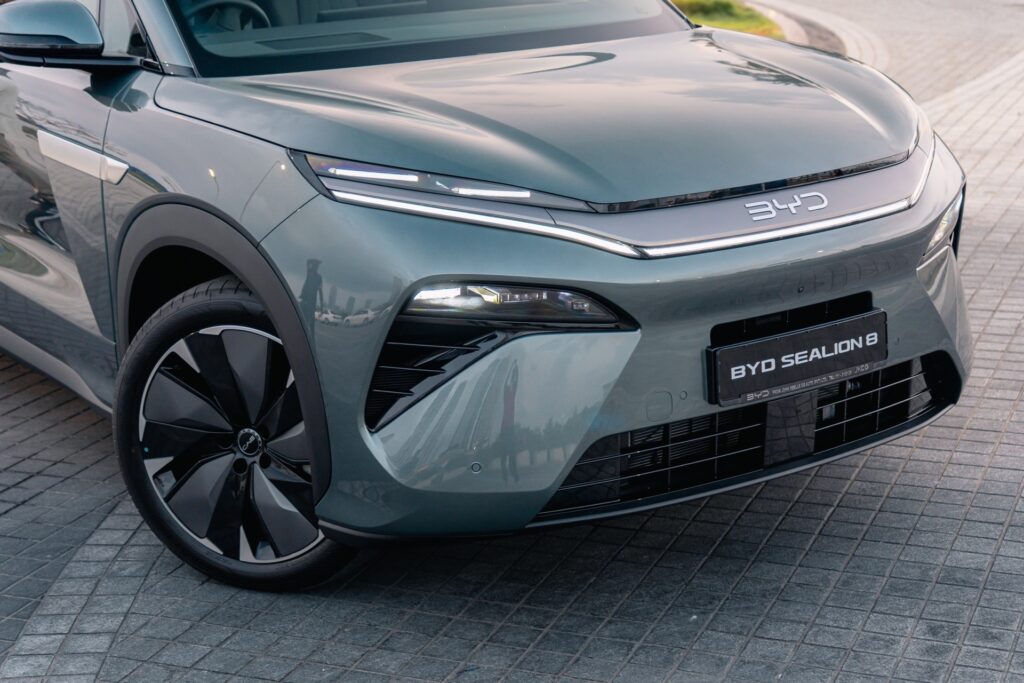  Elon Once Called BYD A Joke. The 2026 Sealion 8 PHEV Disagrees | Review