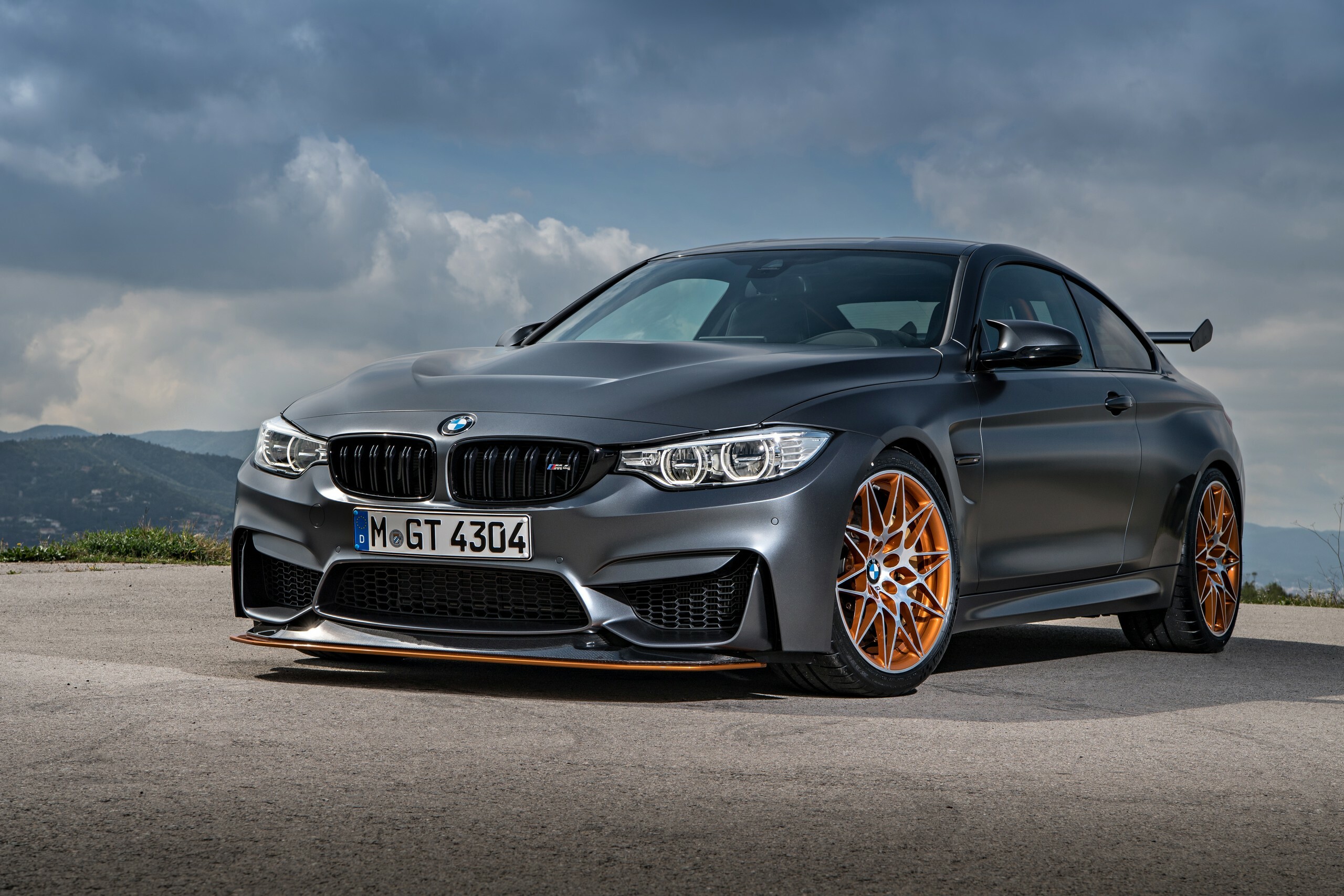 BMW Alpina Teaser - 7