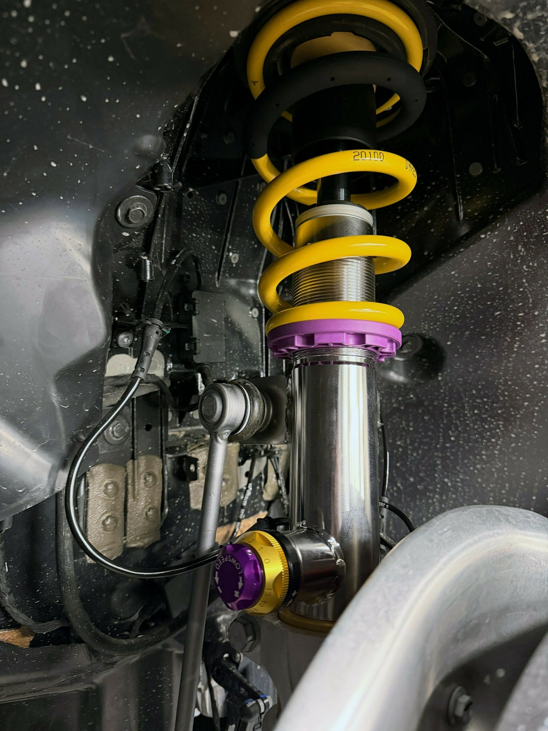 Цей BMW M2 CS перевершує Aventador