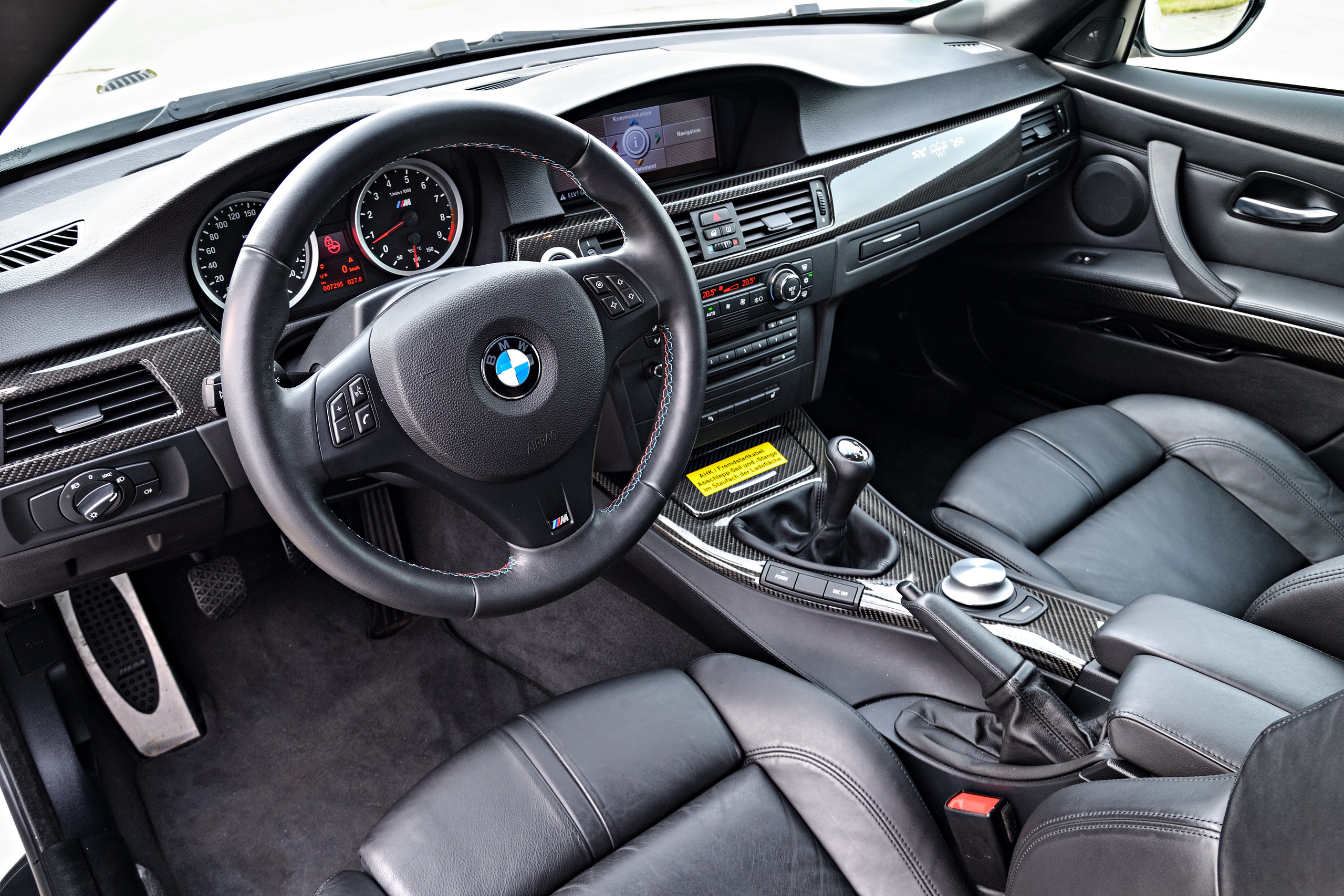 BMW Pickups X7 M3 E92 E30 11