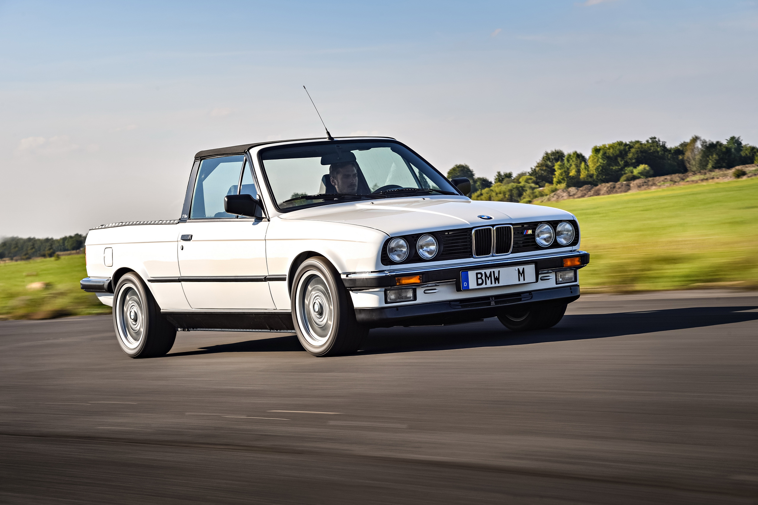 BMW Pickups X7 M3 E92 E30 18
