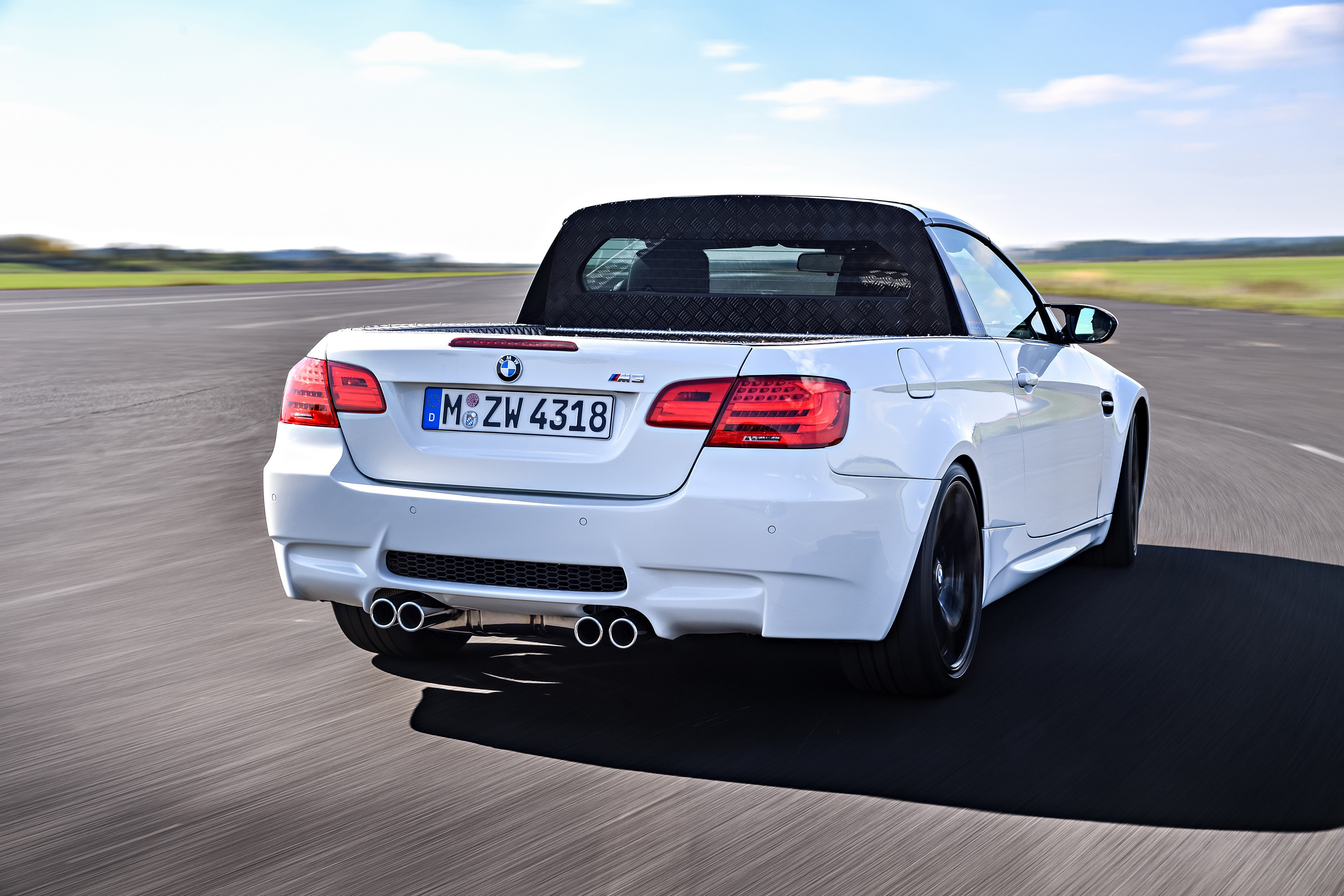 BMW Pickups X7 M3 E92 E30 9