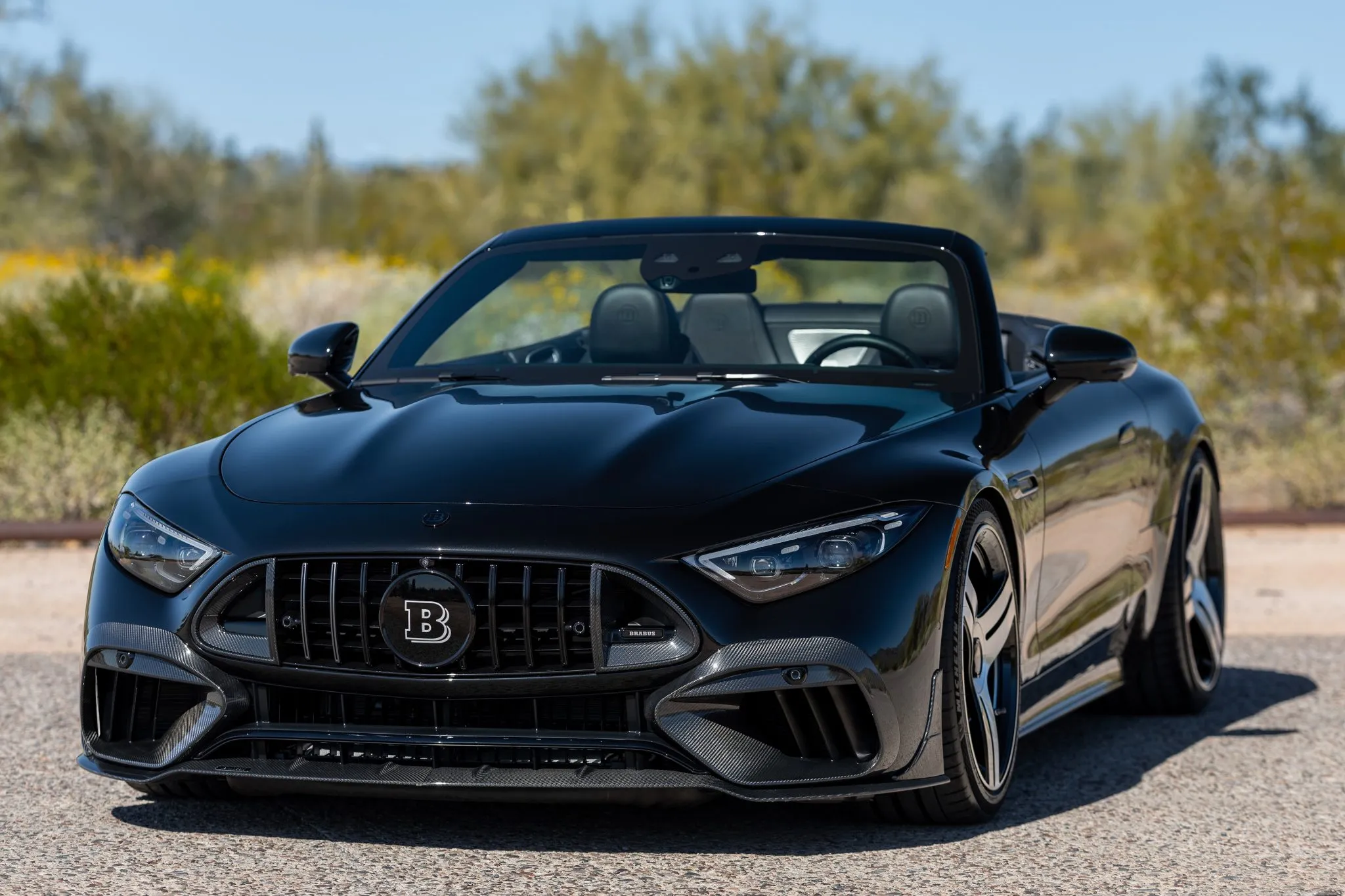 Ледве обкатаний Brabus SL63 щойно перевірив реальність на 170 тисяч доларів