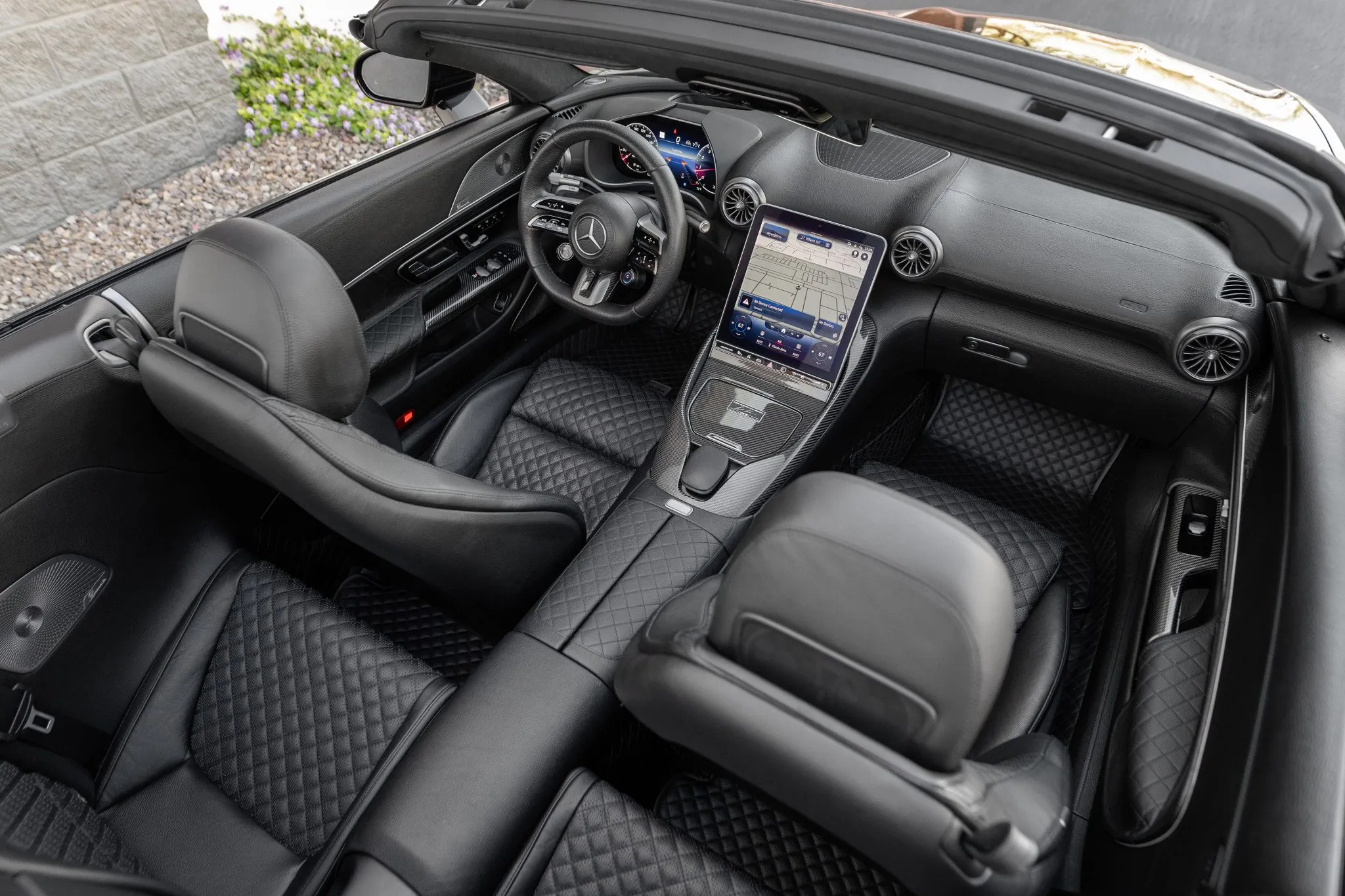 Ледве обкатаний Brabus SL63 щойно перевірив реальність на 170 тисяч доларів