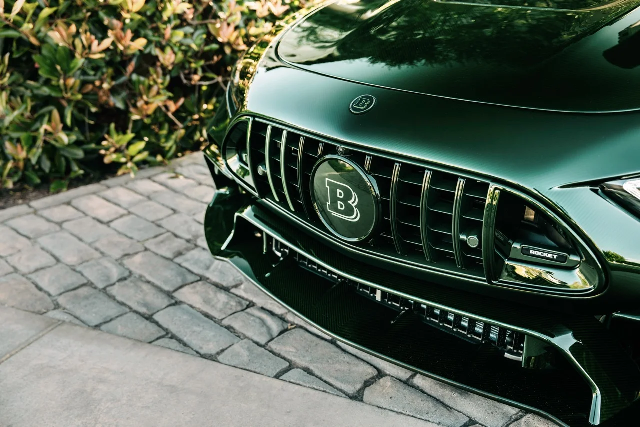 Ви можете купити найкраще клоунське взуття Mercedes в Америці