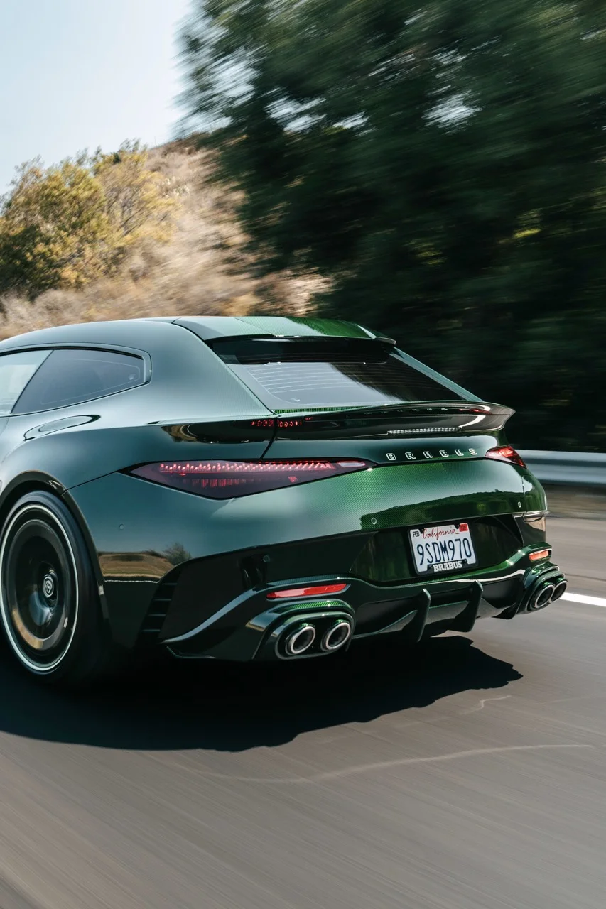 Ви можете купити найкраще клоунське взуття Mercedes в Америці