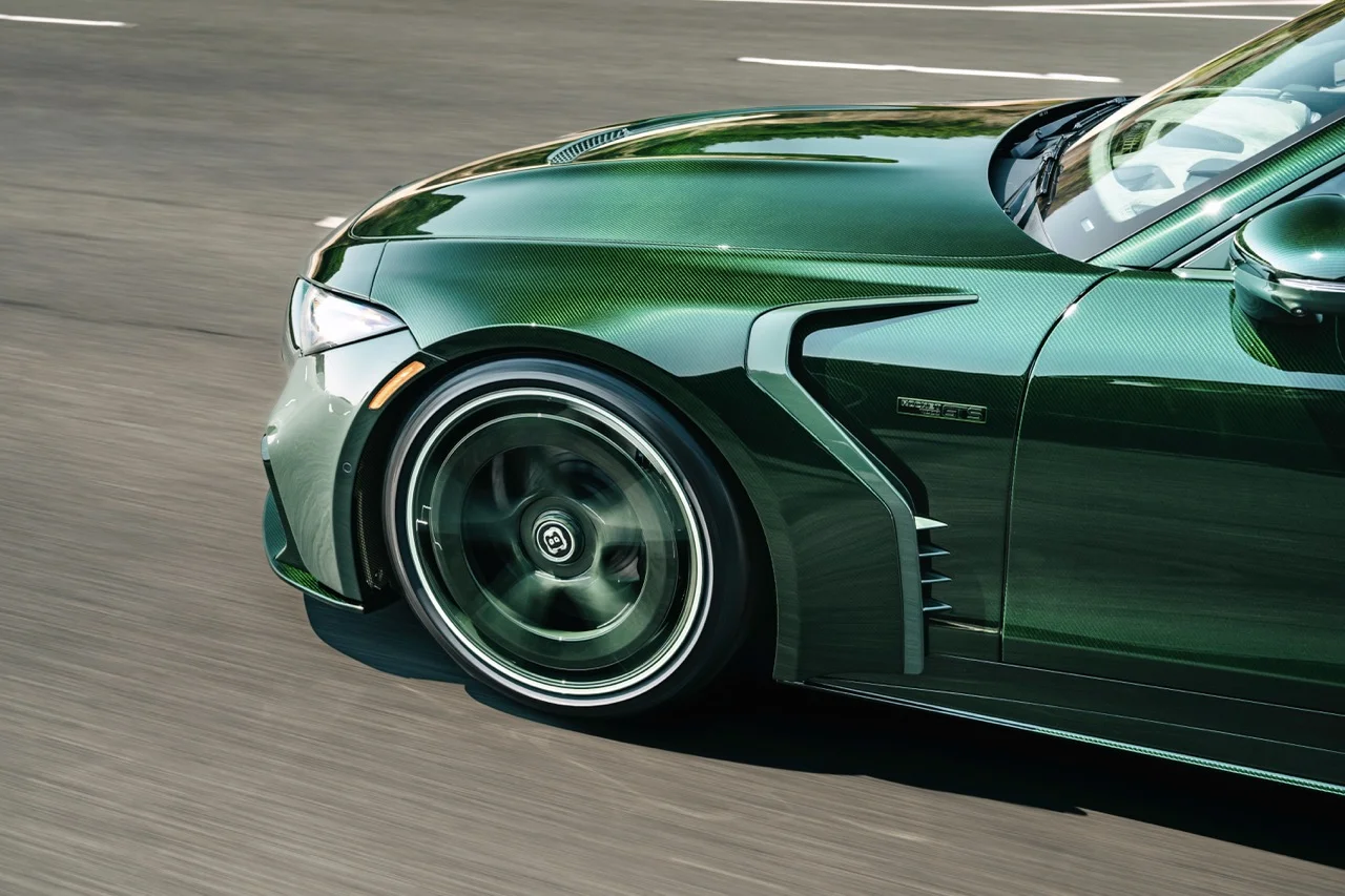 Ви можете купити найкраще клоунське взуття Mercedes в Америці