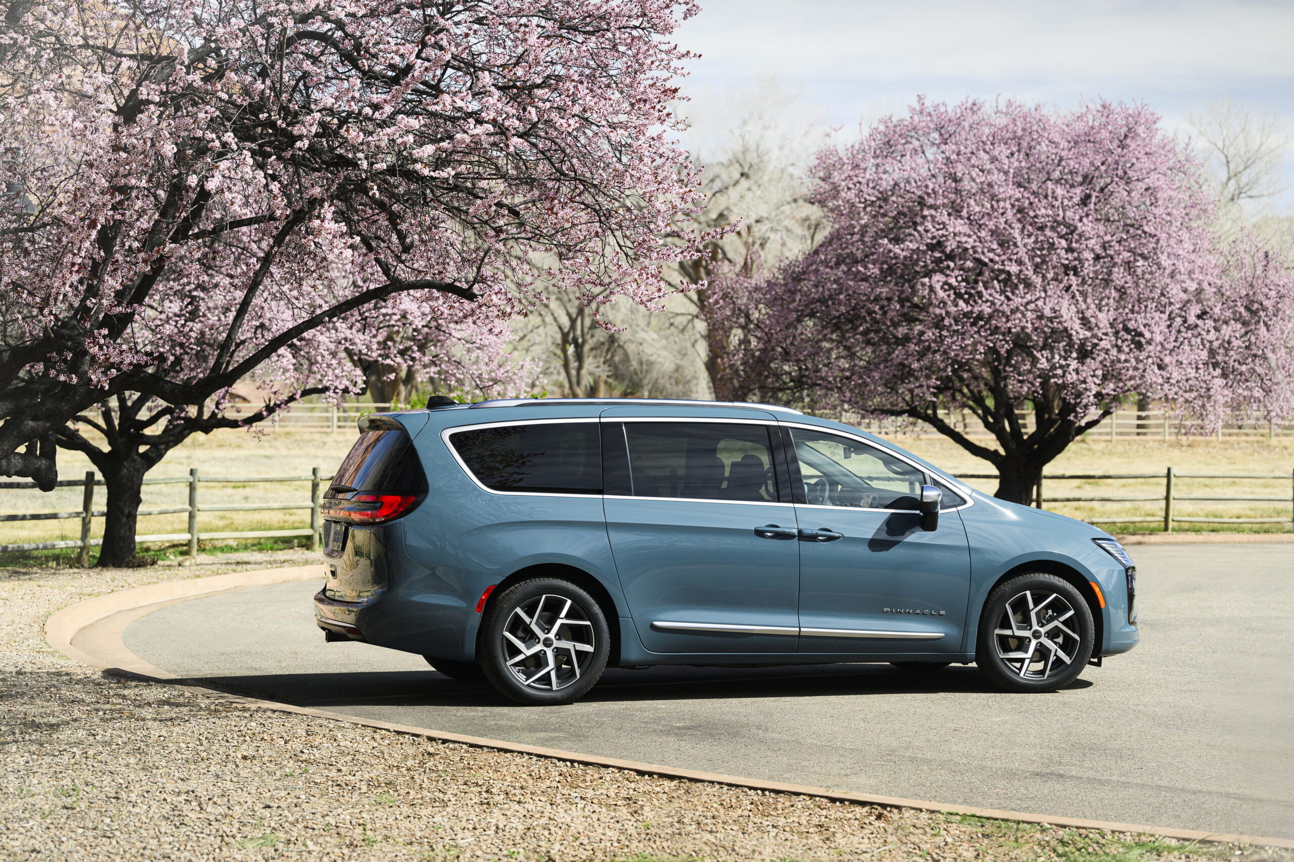 Chrysler’s CEO Says Buy The Minivan, And The Data Says He Really Needs You To