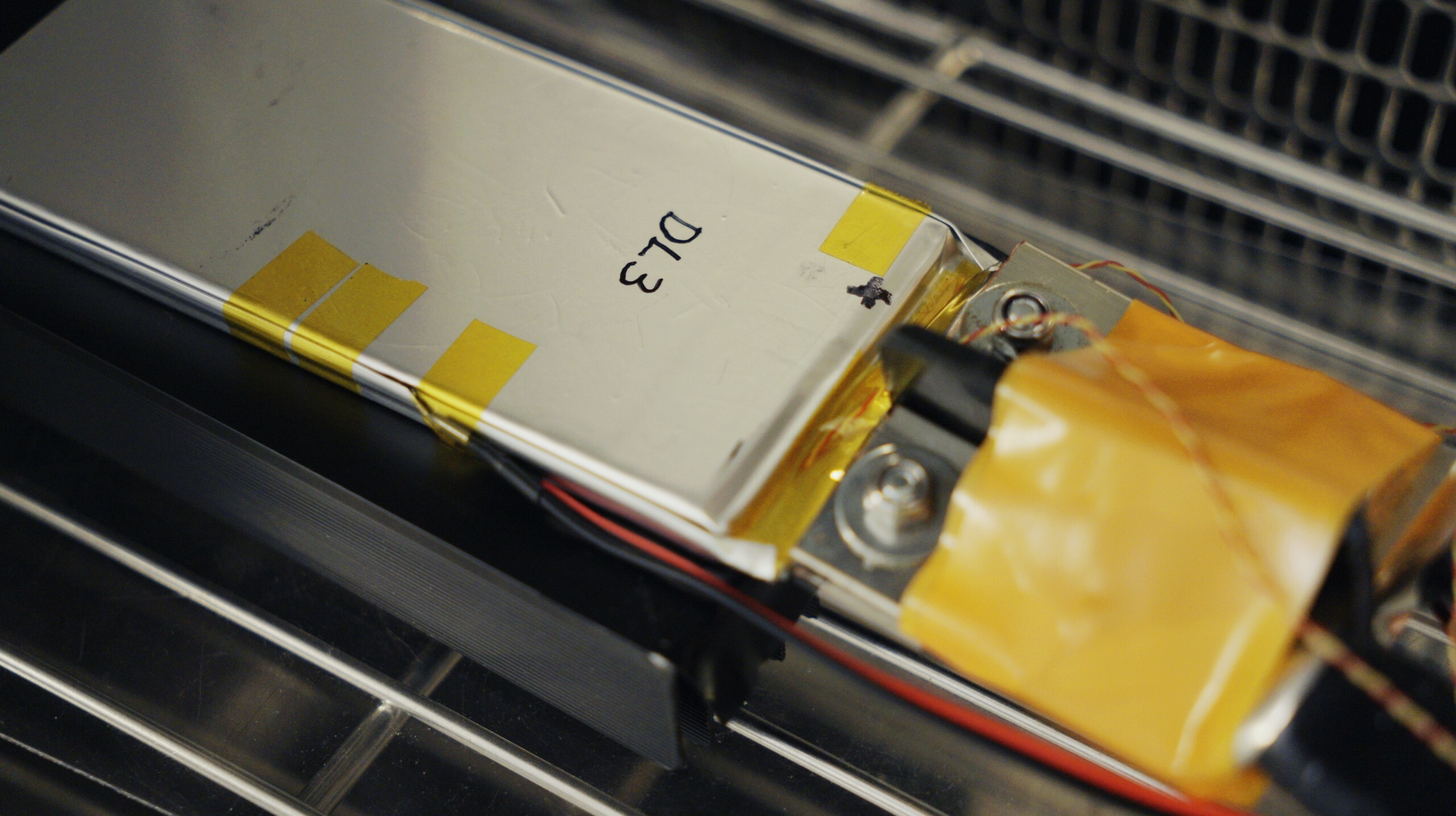 Donut Lab Solid-State Battery - 1