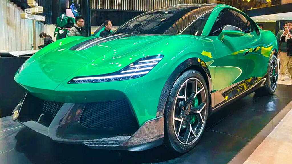 Vacuum Maker Shows Wild Electric SUV With 1,876 HP, Solid-State Batteries