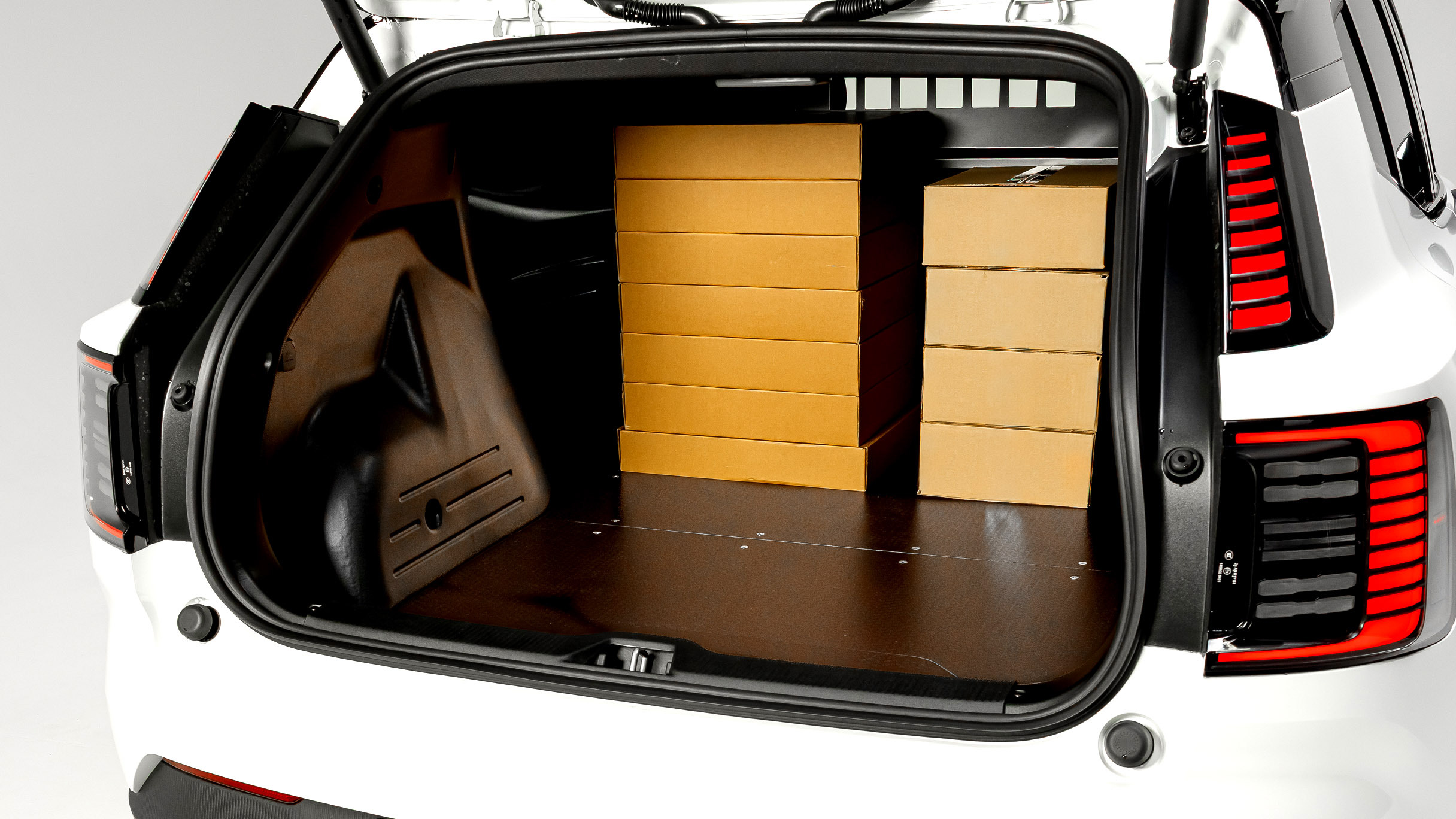 Volvo EX30 Cargo - новая платформа для бизнеса