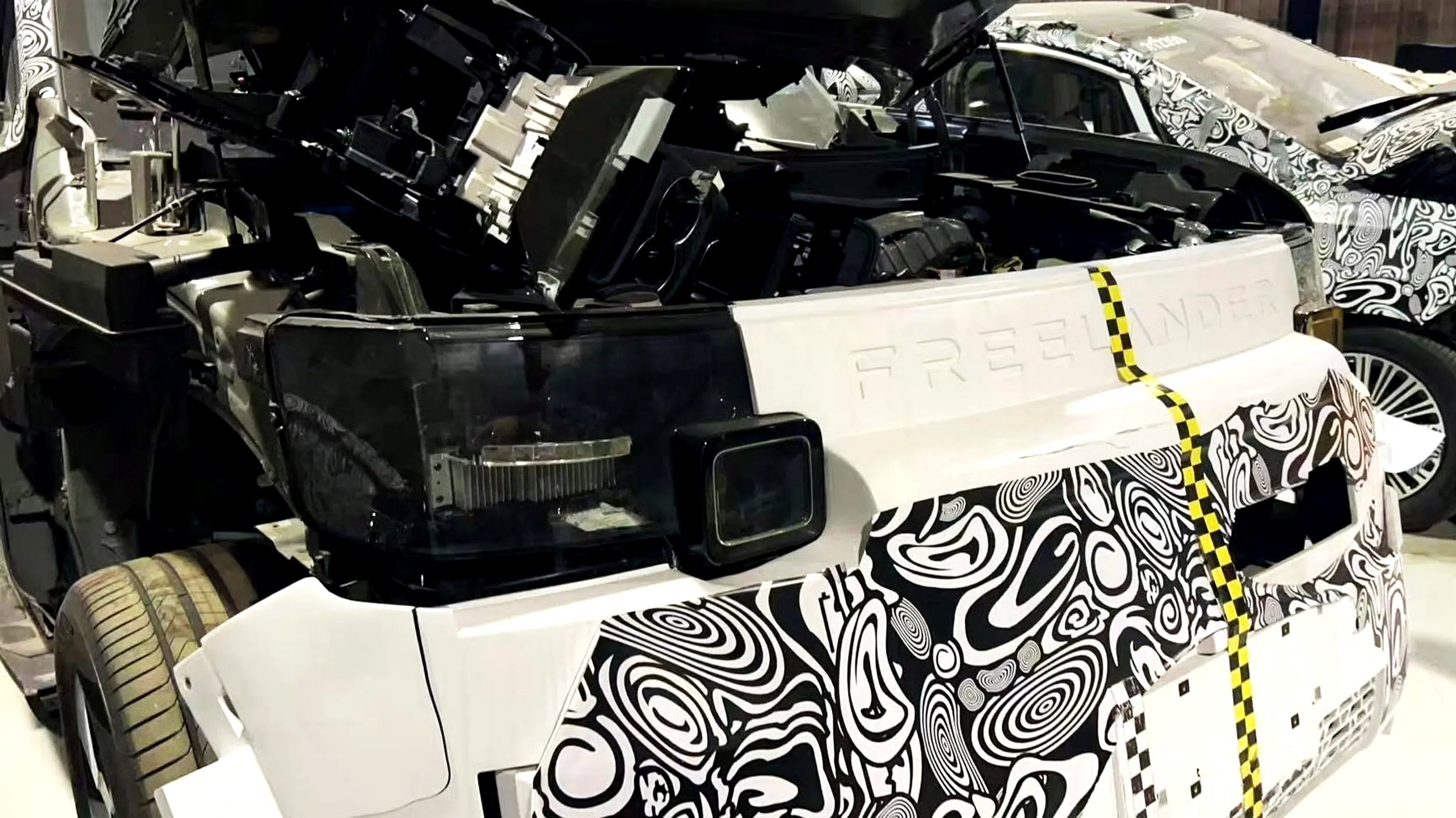 Here’s The New Freelander Before You’re Supposed To See It