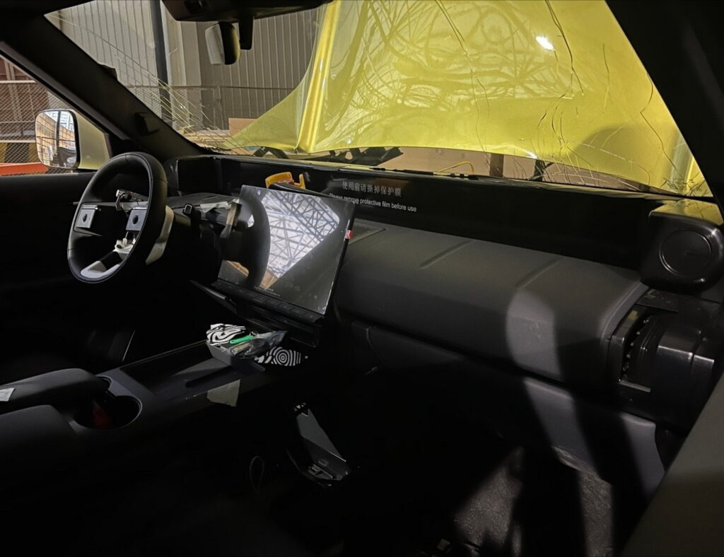  Here’s The New Freelander Before You’re Supposed To See It