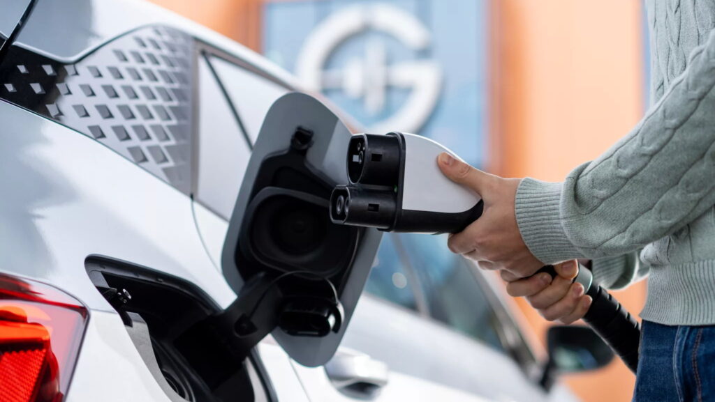  Nearly 1 In 3 EV Chargers Are Mischarging UK Drivers