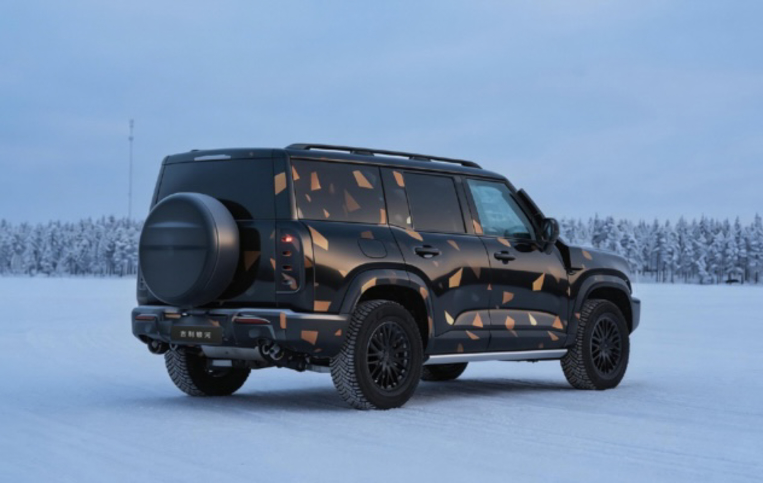 Geely SUV Def 00002
