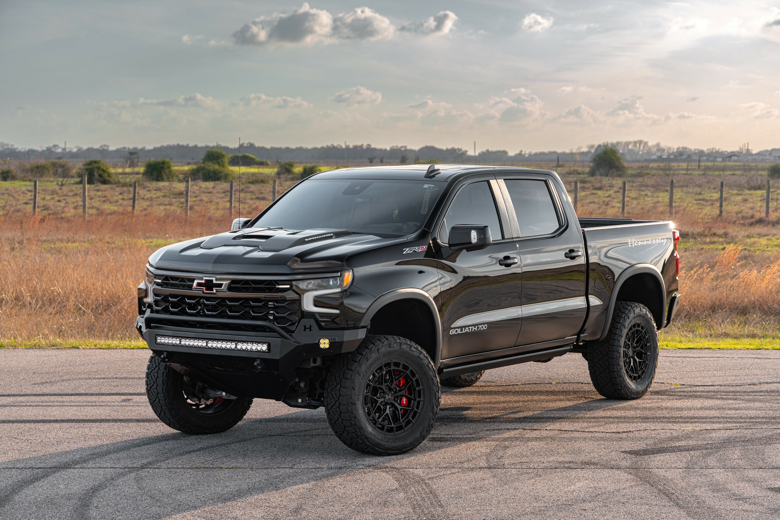 Двогвинтовий нагнітач перетворює Silverado ZR2 на пікап за 4,2 секунди