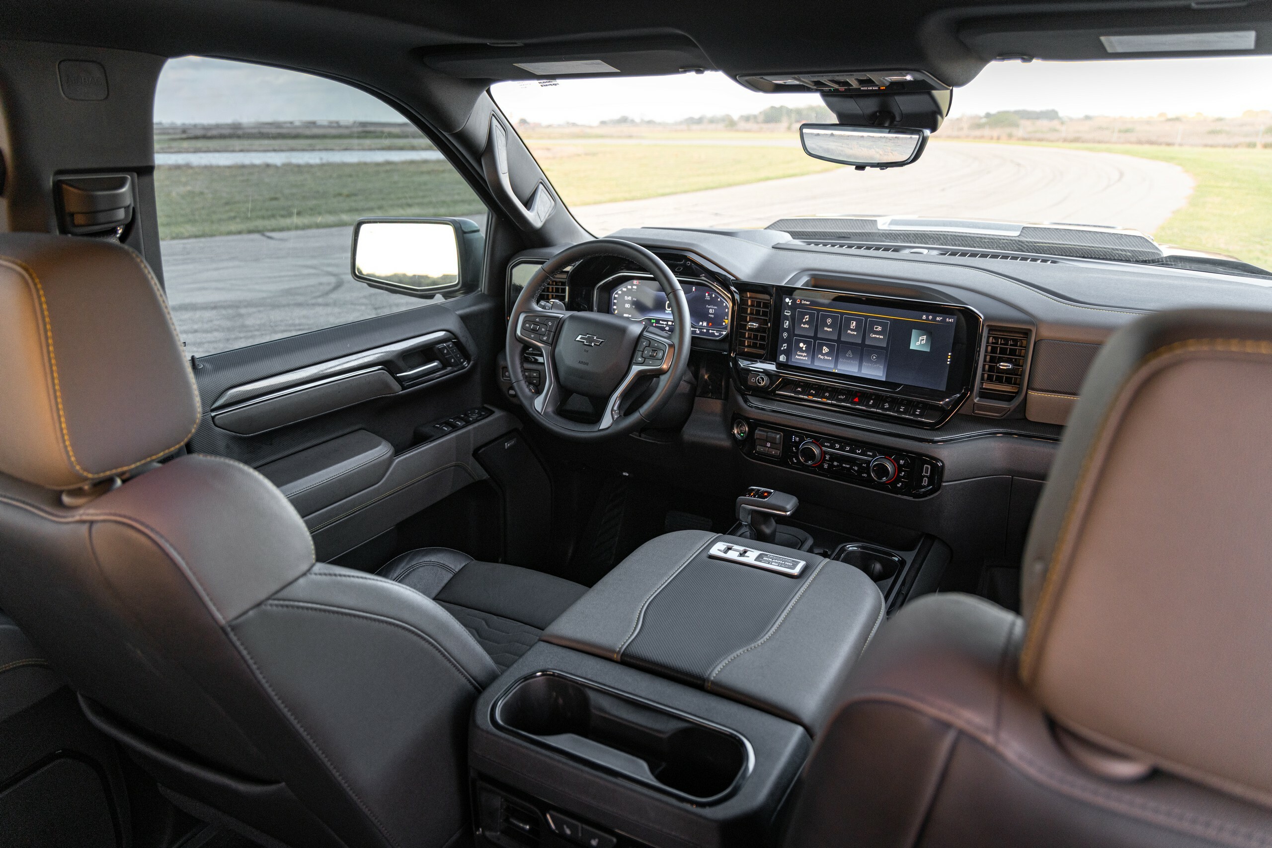 Двогвинтовий нагнітач перетворює Silverado ZR2 на пікап за 4,2 секунди