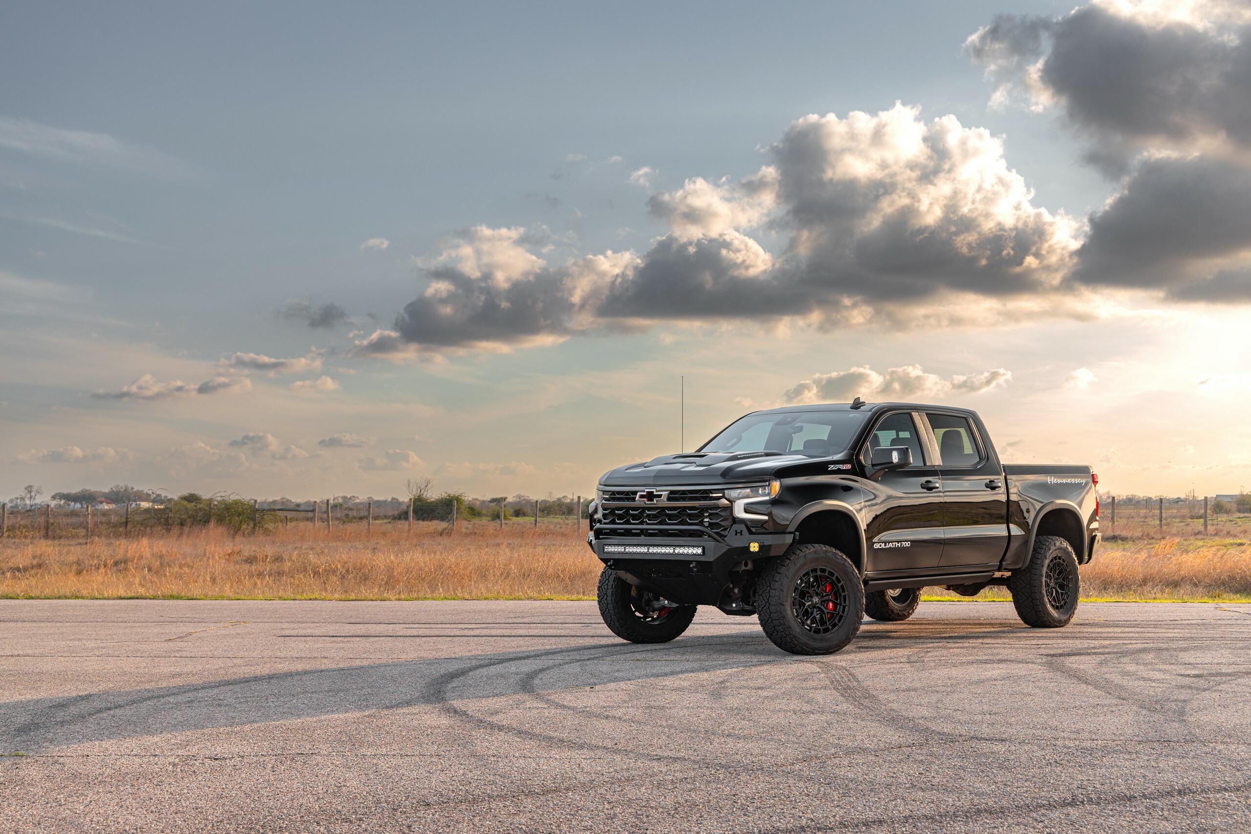 Двогвинтовий нагнітач перетворює Silverado ZR2 на пікап за 4,2 секунди