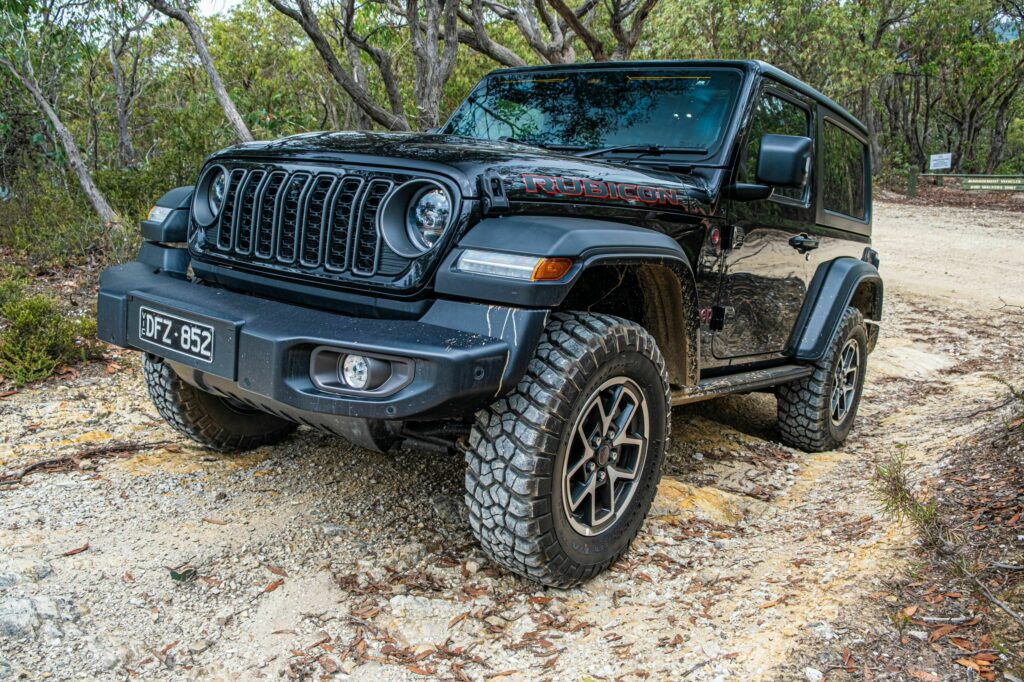  Everyone Else Built A Better SUV, Jeep Built A Better 2026 Wrangler Rubicon | Review