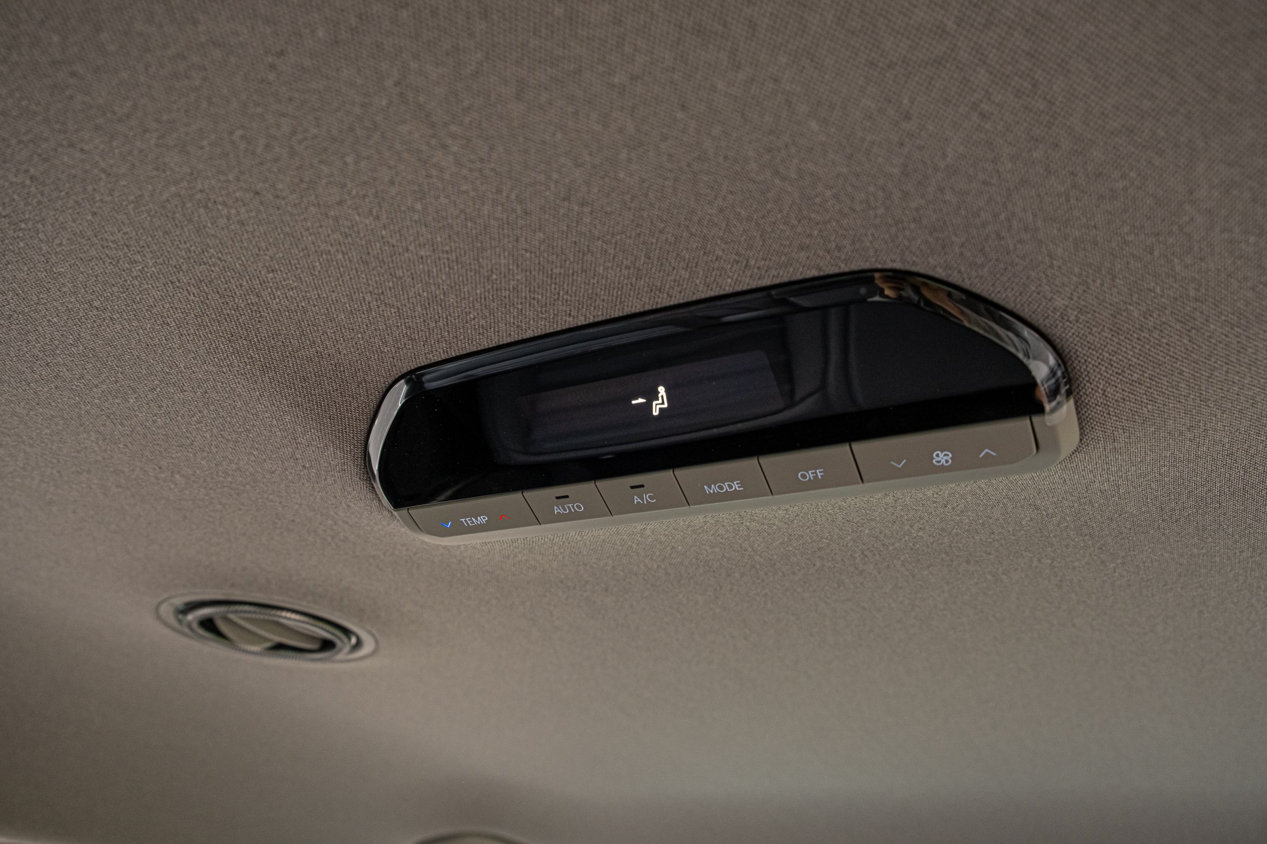 Kia’s 2026 EV9 Earth Gets The Hard Part Right And Stumbles On The Obvious One | Review