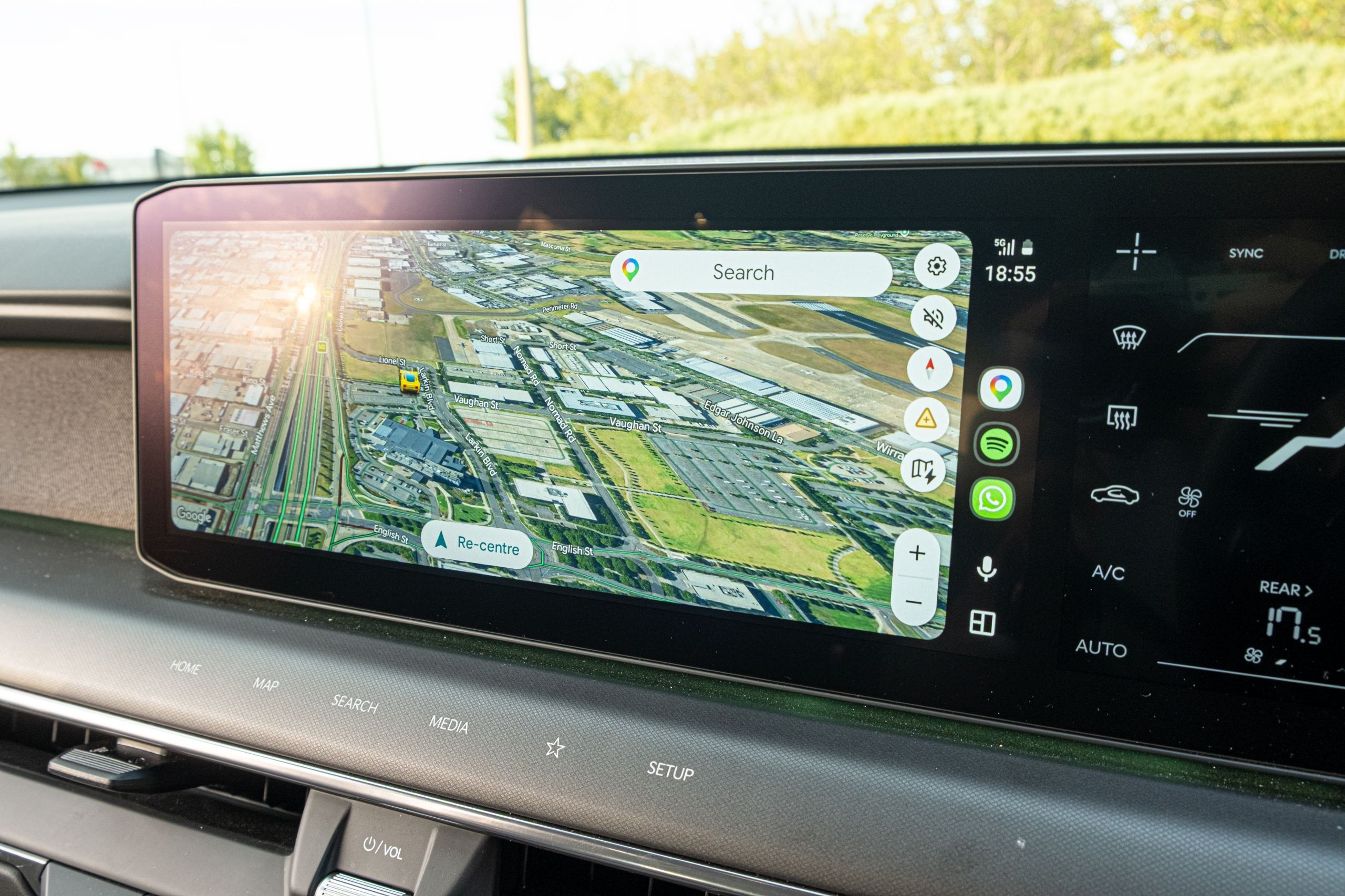 Kia’s 2026 EV9 Earth Gets The Hard Part Right And Stumbles On The Obvious One | Review