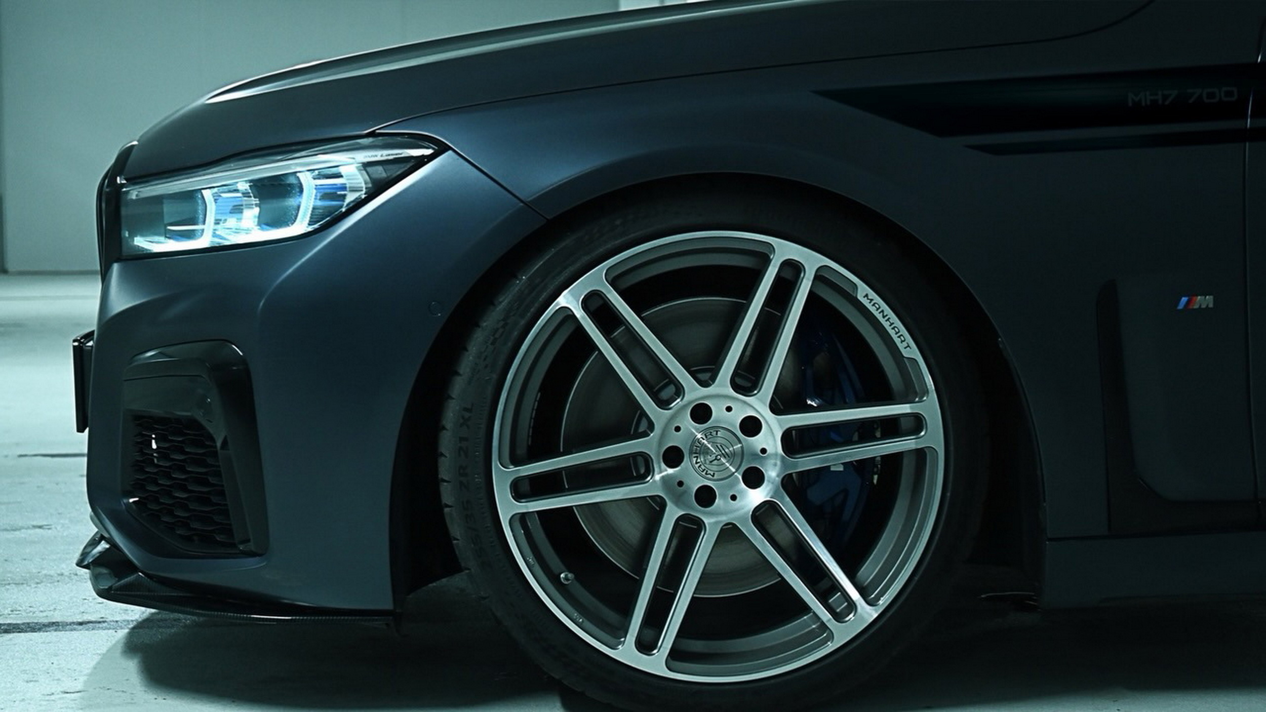 Manhart доводить, що старий BMW 7-ї серії робив це найкраще