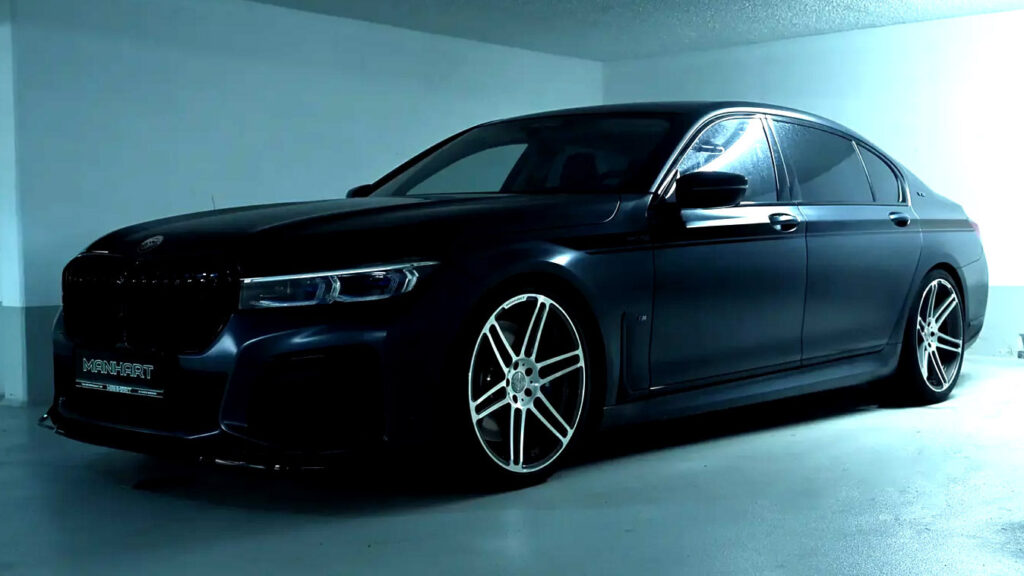 Manhart Proves The Old BMW 7-Series Did It Best