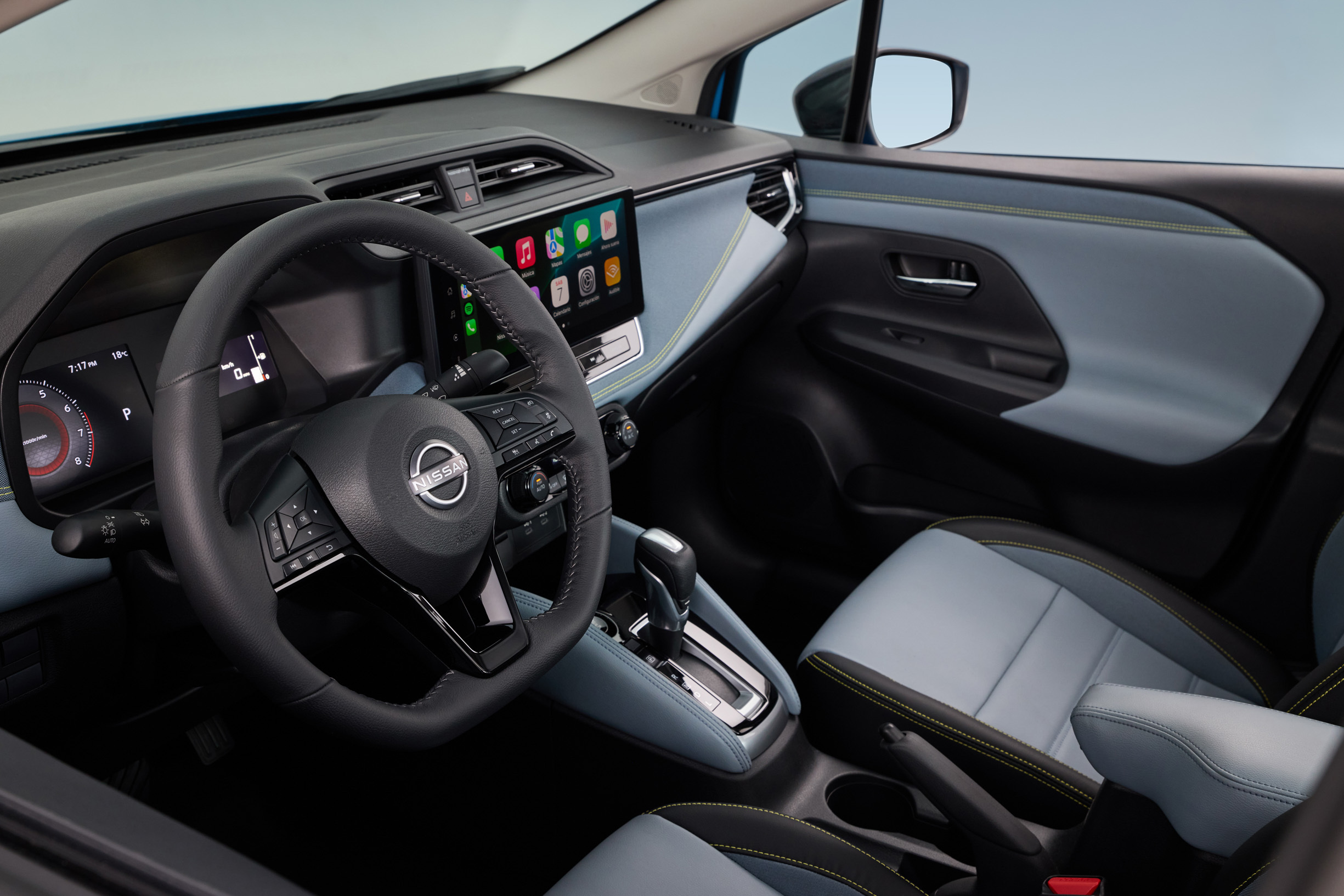 Nissan Versa Mexico 00027