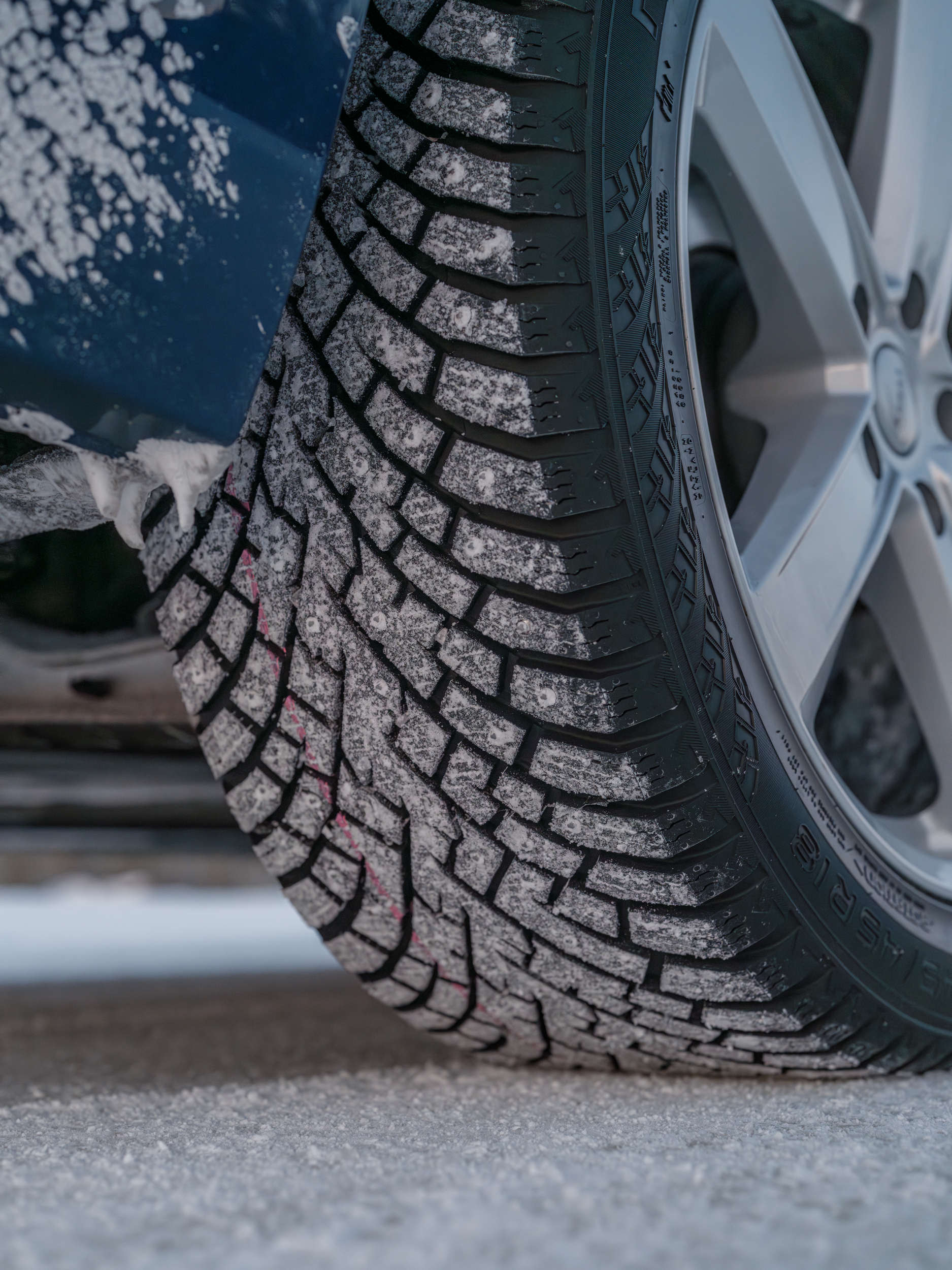 Nokian’s New Winter Tire Automatically Pushes Its Studs Out Only When It’s Freezing