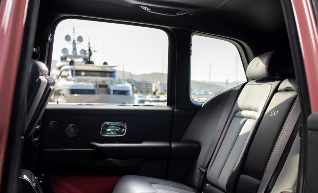  Rolls-Royce Tells Owners To Stop Using Their Rear Seats And Trunk Until May