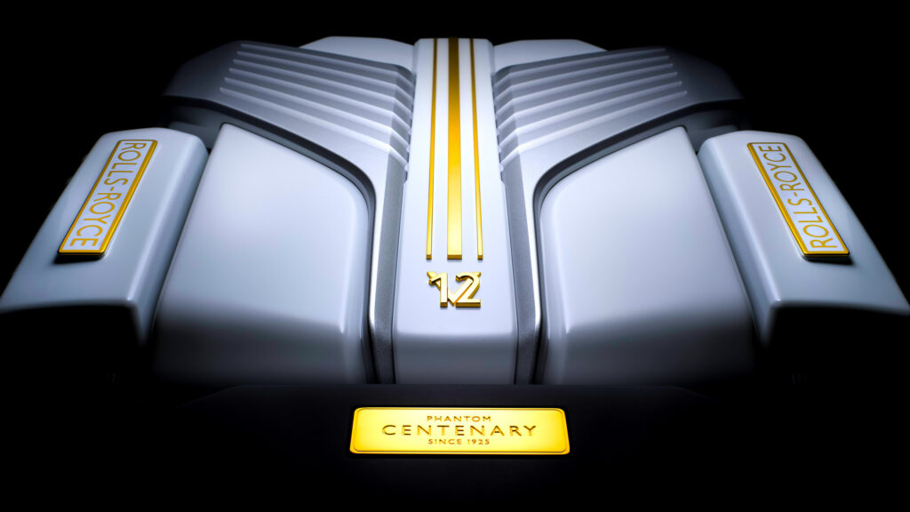  Rolls-Royce Backs Away From EVs As Customers Would “Rather Have A V12”