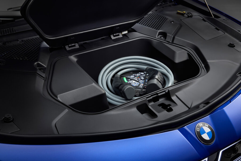  BMW&rsquo;s Most Traditional Sedan Becomes Its Most Futuristic Yet With New i3