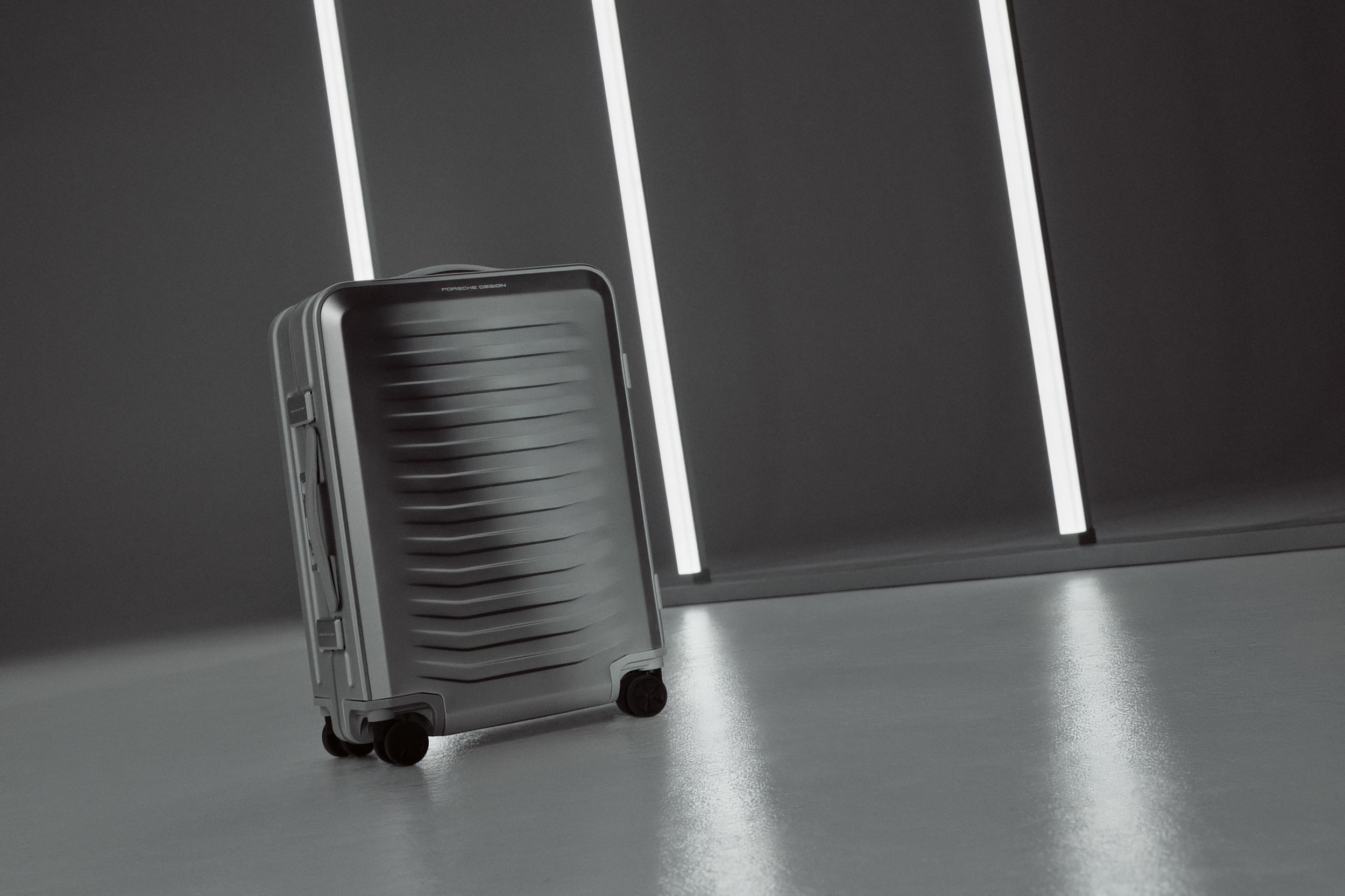 Porsche Roadster Aluminum Trolley (15)