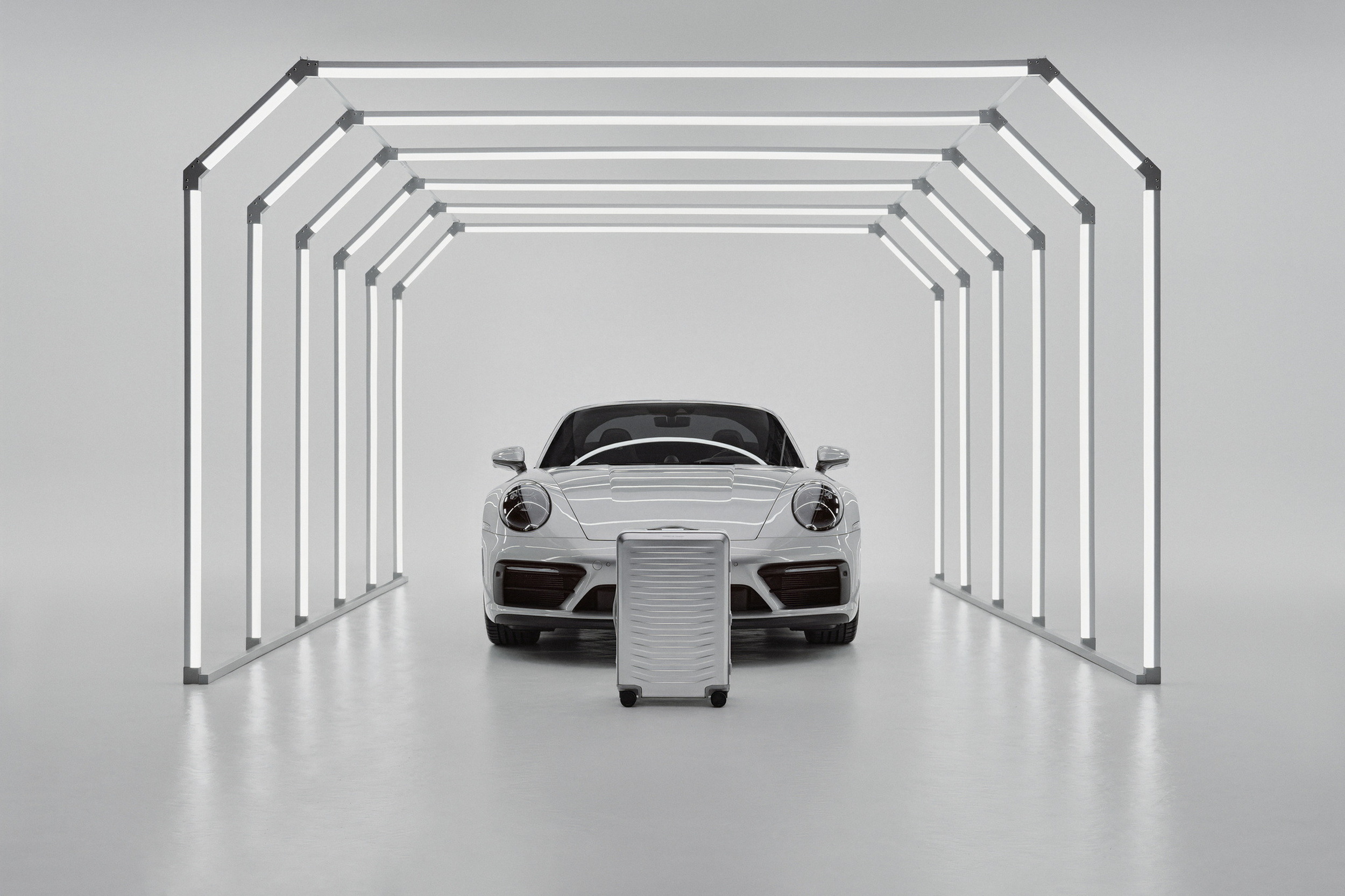 Porsche Roadster Aluminum Trolley (3)