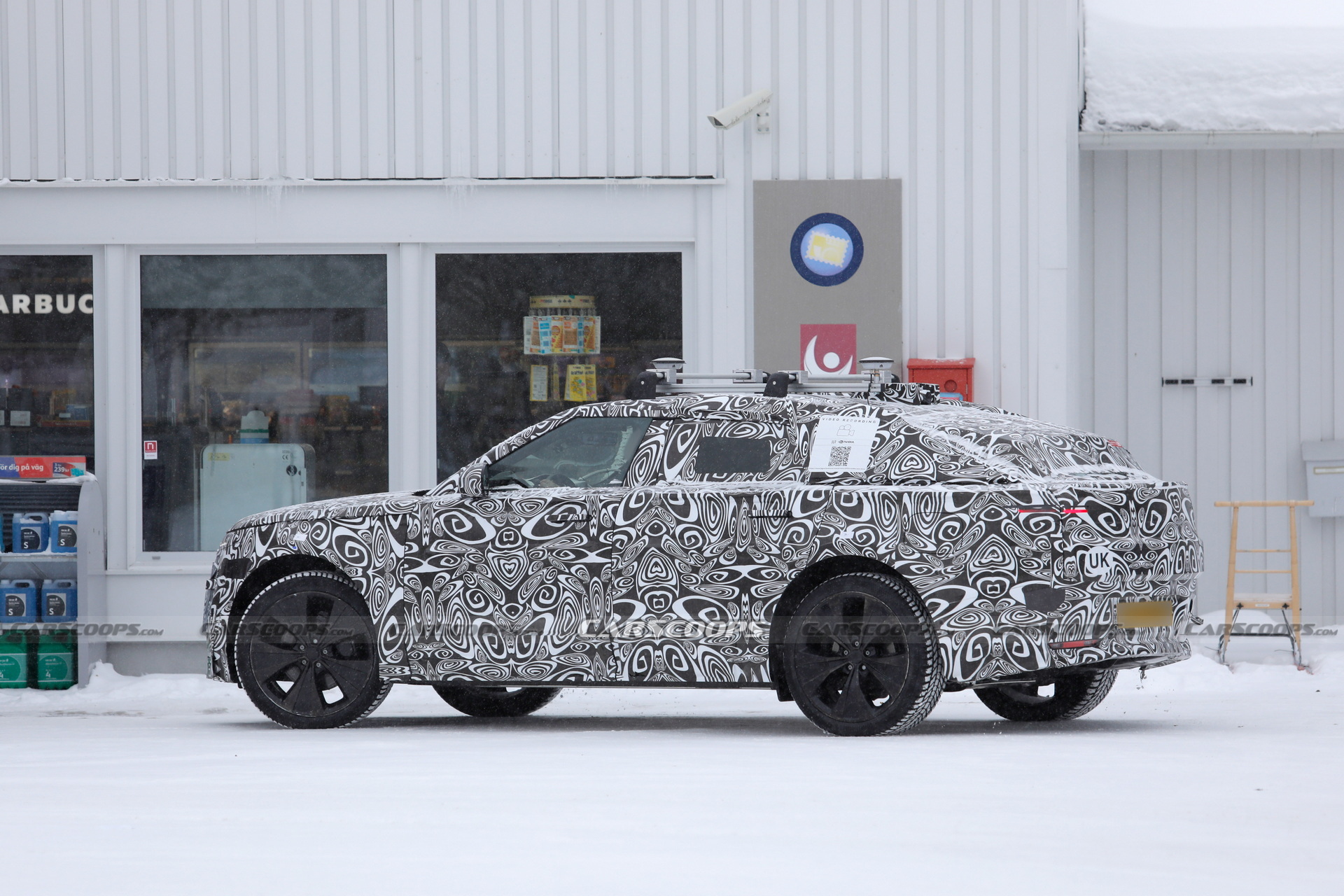 New Velar Looks Uncomfortably Close To A Range Rover Sedan