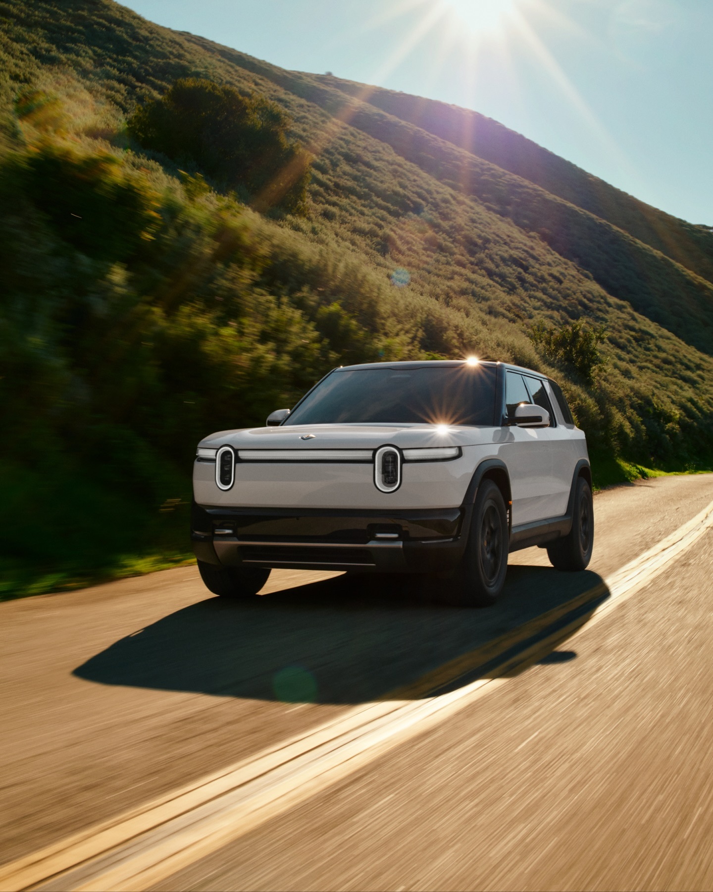 Rivian R2 2027 005