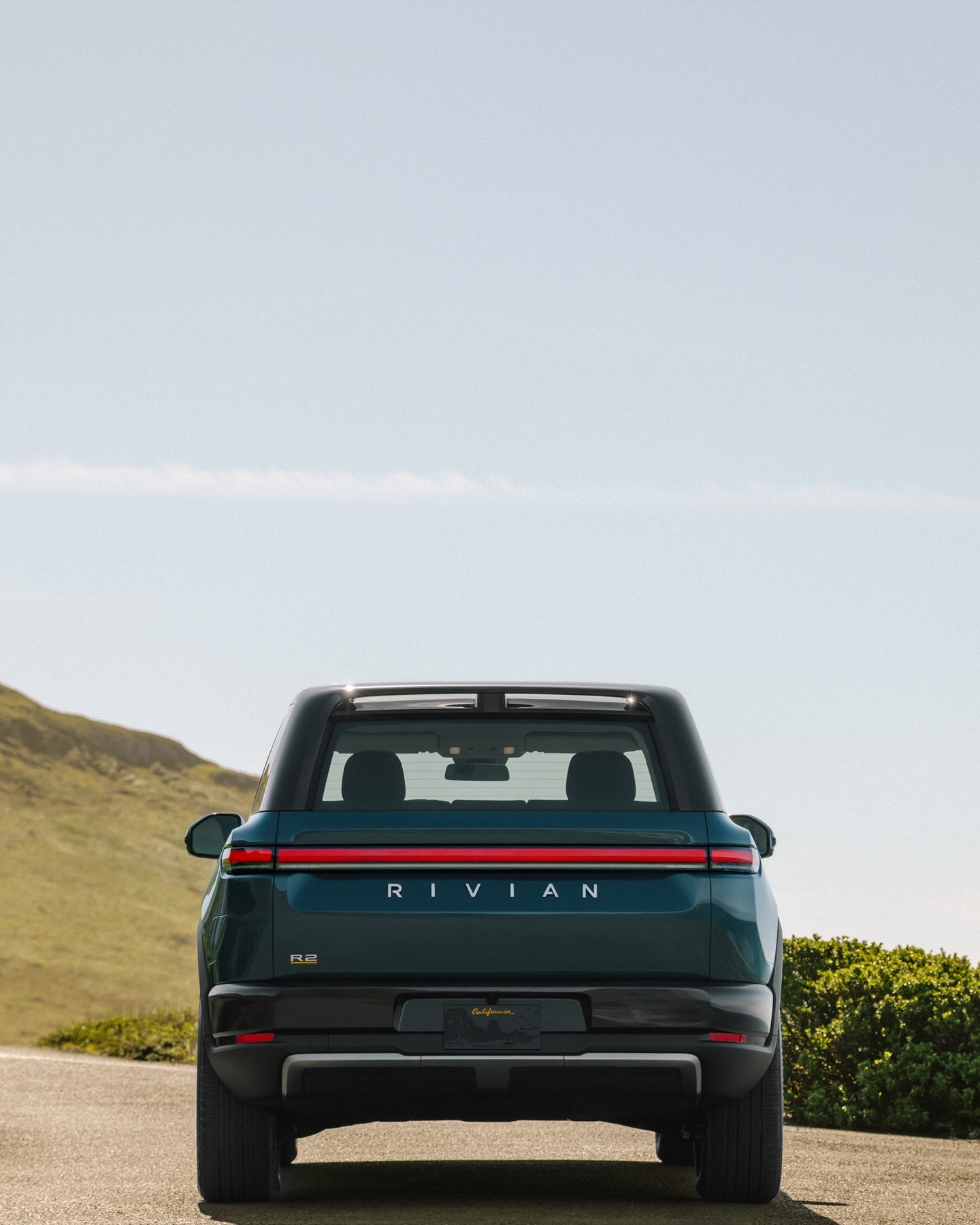 Rivian R2 2027 007
