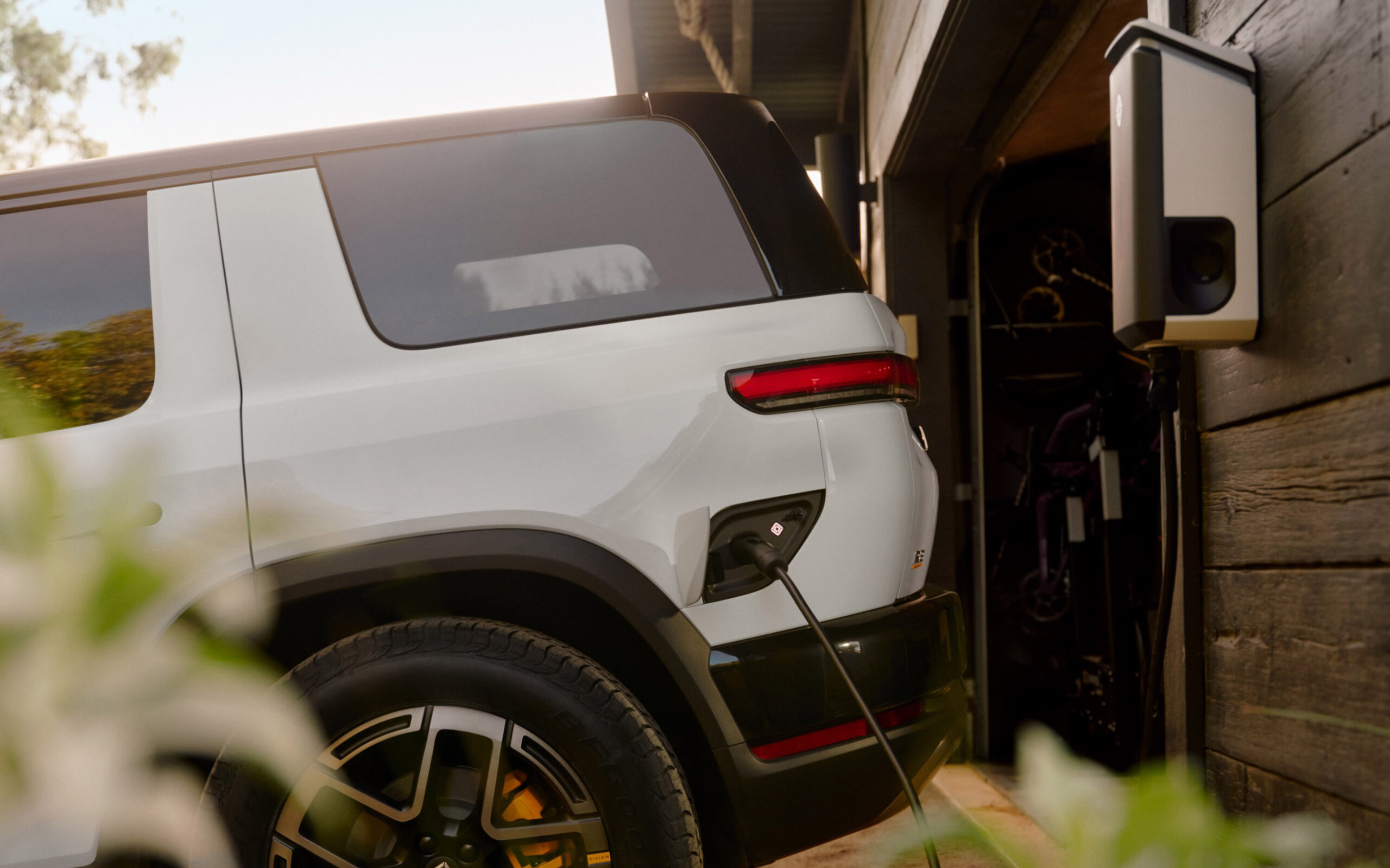 Rivian R2 2027 014