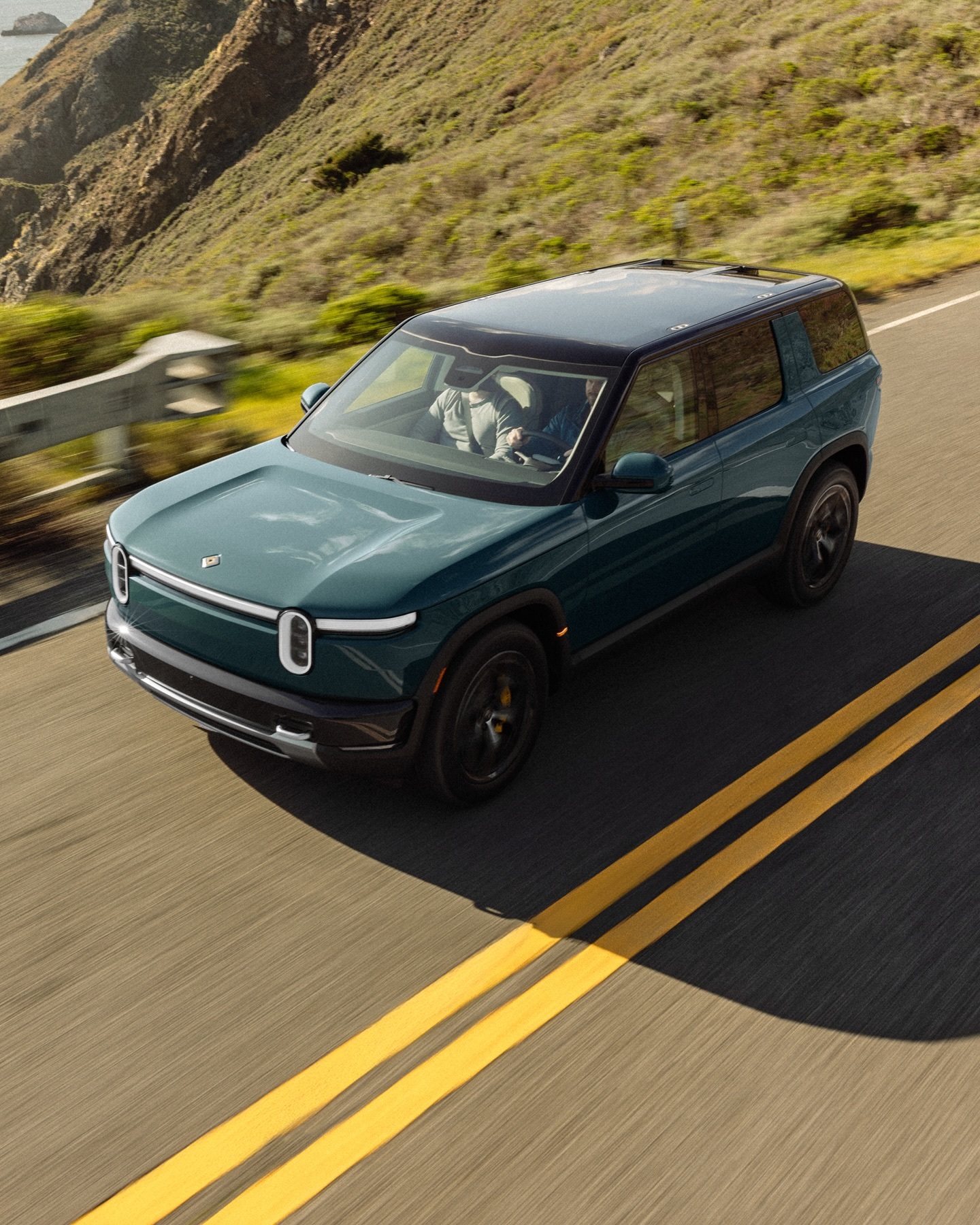 Rivian R2 2027 017